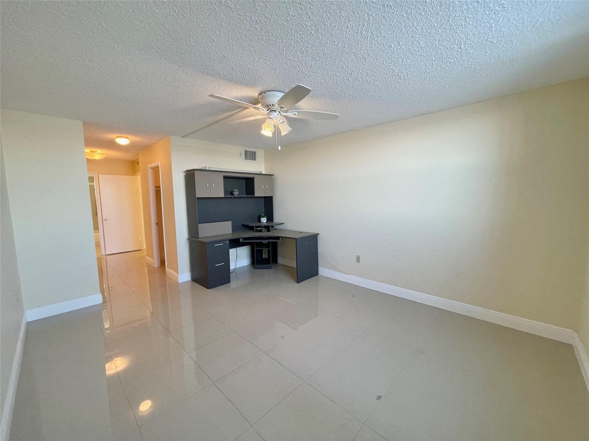1175 NE Miami Gardens Drive 405, Miami, FL 33179 — photo 18 of 44