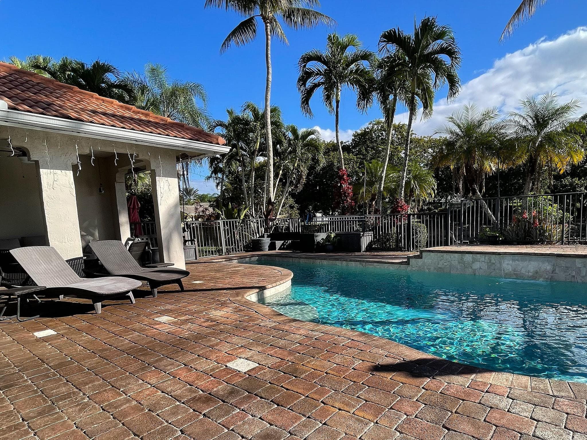 8472 NW 52nd Place, Coral Springs, FL 33067 — photo 35 of 44