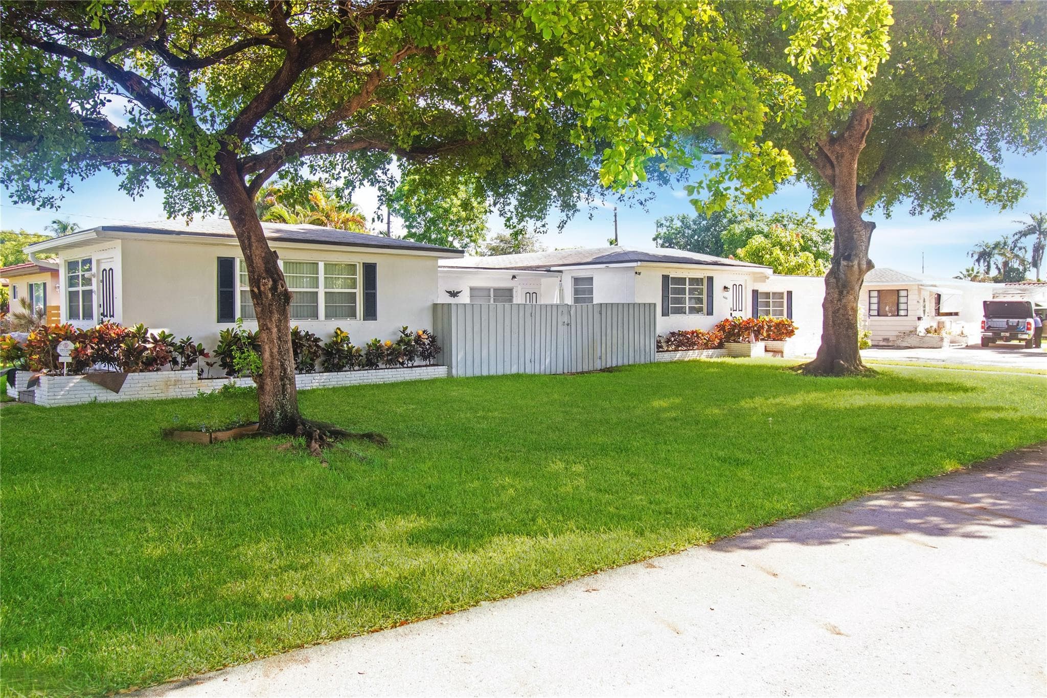 1625 Cleveland Street, Hollywood, FL 33020 — photo 1 of 62