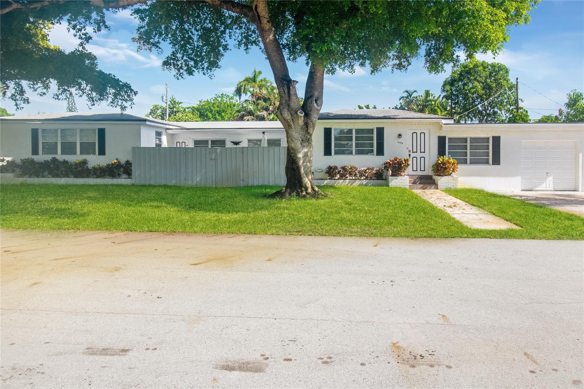 1625 Cleveland Street, Hollywood, FL 33020 — photo 54 of 62