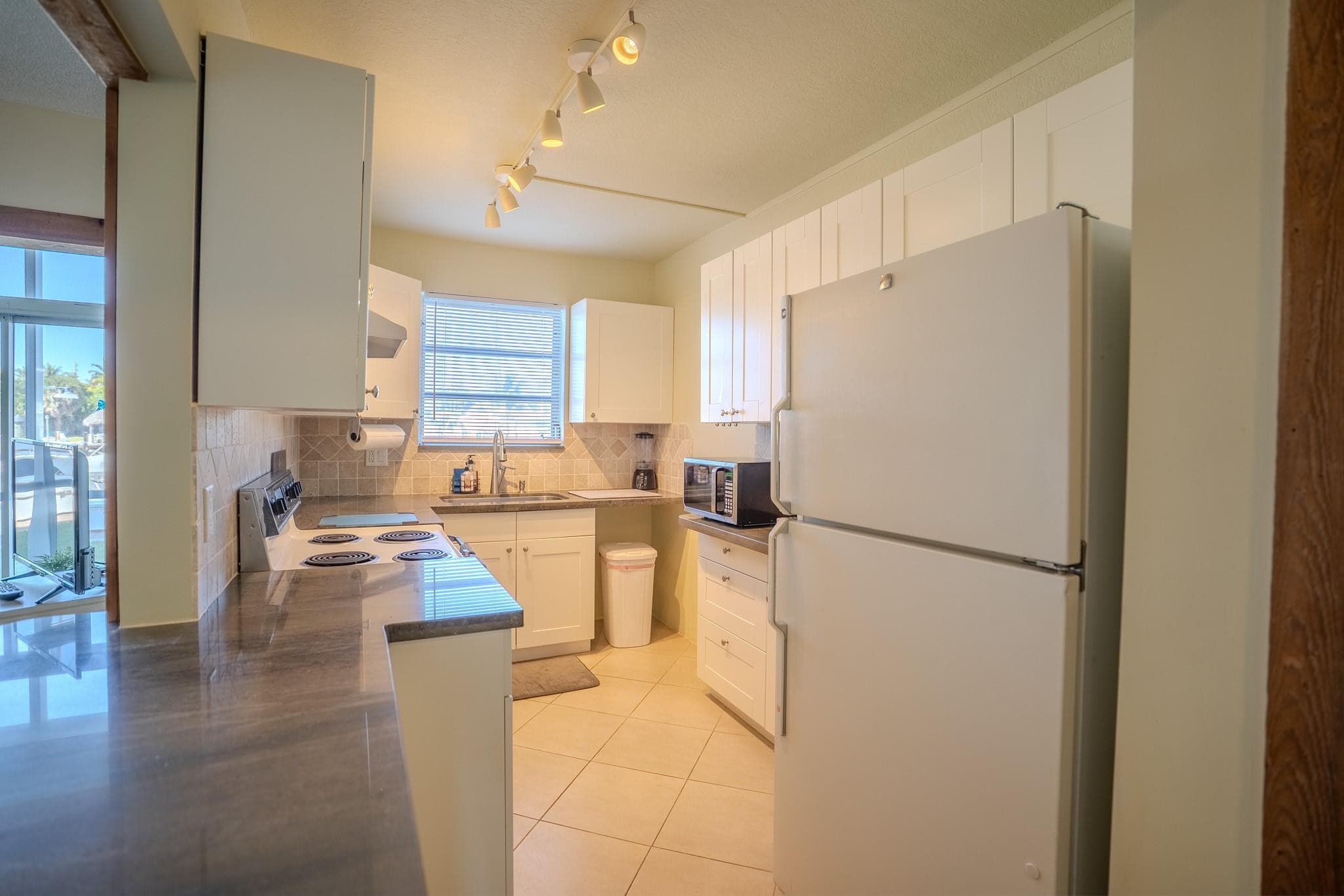 2731 NE 14th Street Causeway 138, Pompano Beach, FL 33062 — photo 6 of 27
