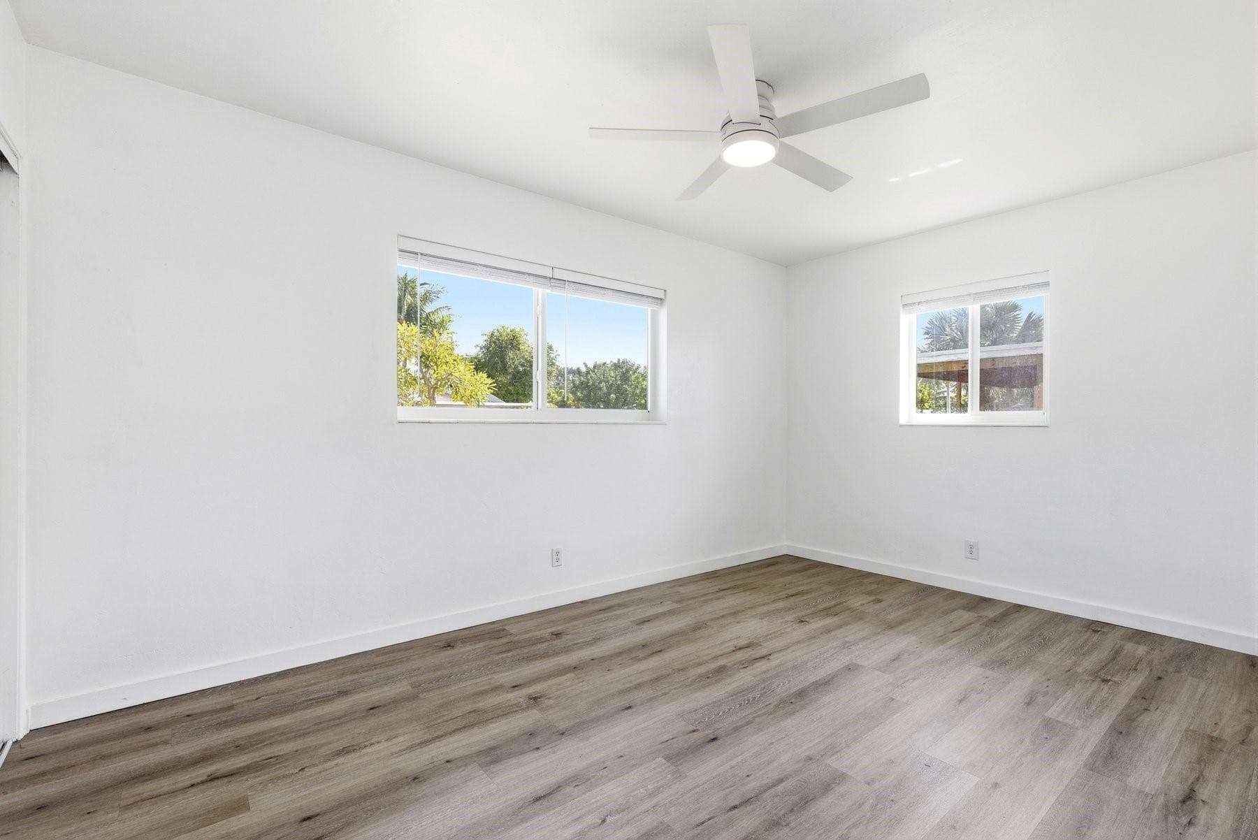 861 NE 9th Avenue, Pompano Beach, FL 33060 — photo 12 of 19