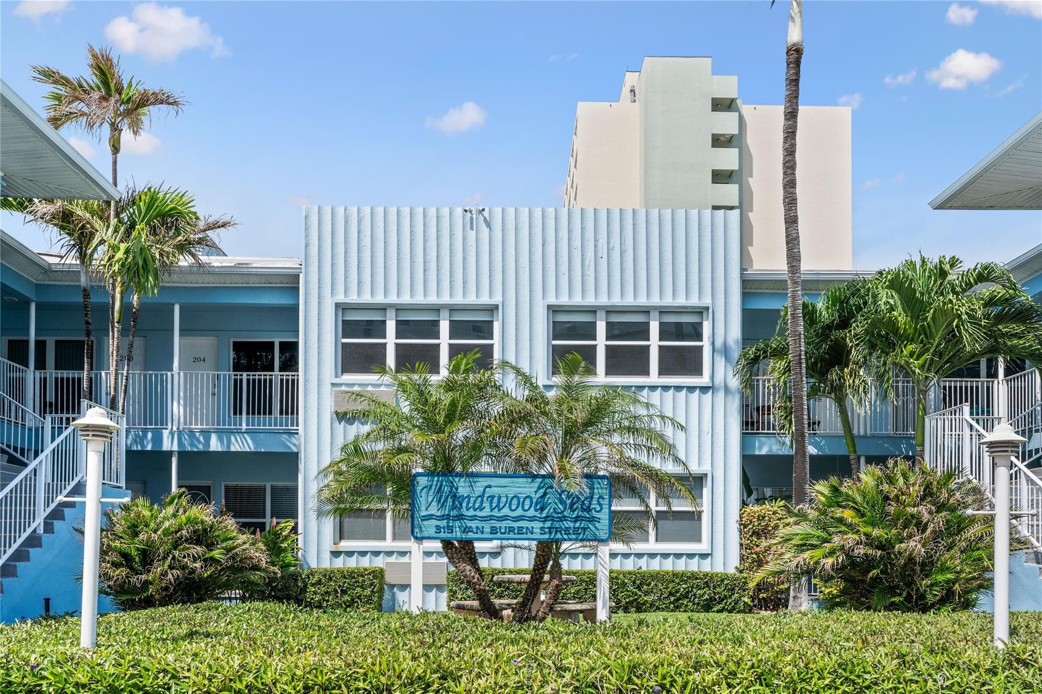 315 Van Buren Street 205b, Hollywood, FL 33019 — photo 2 of 17