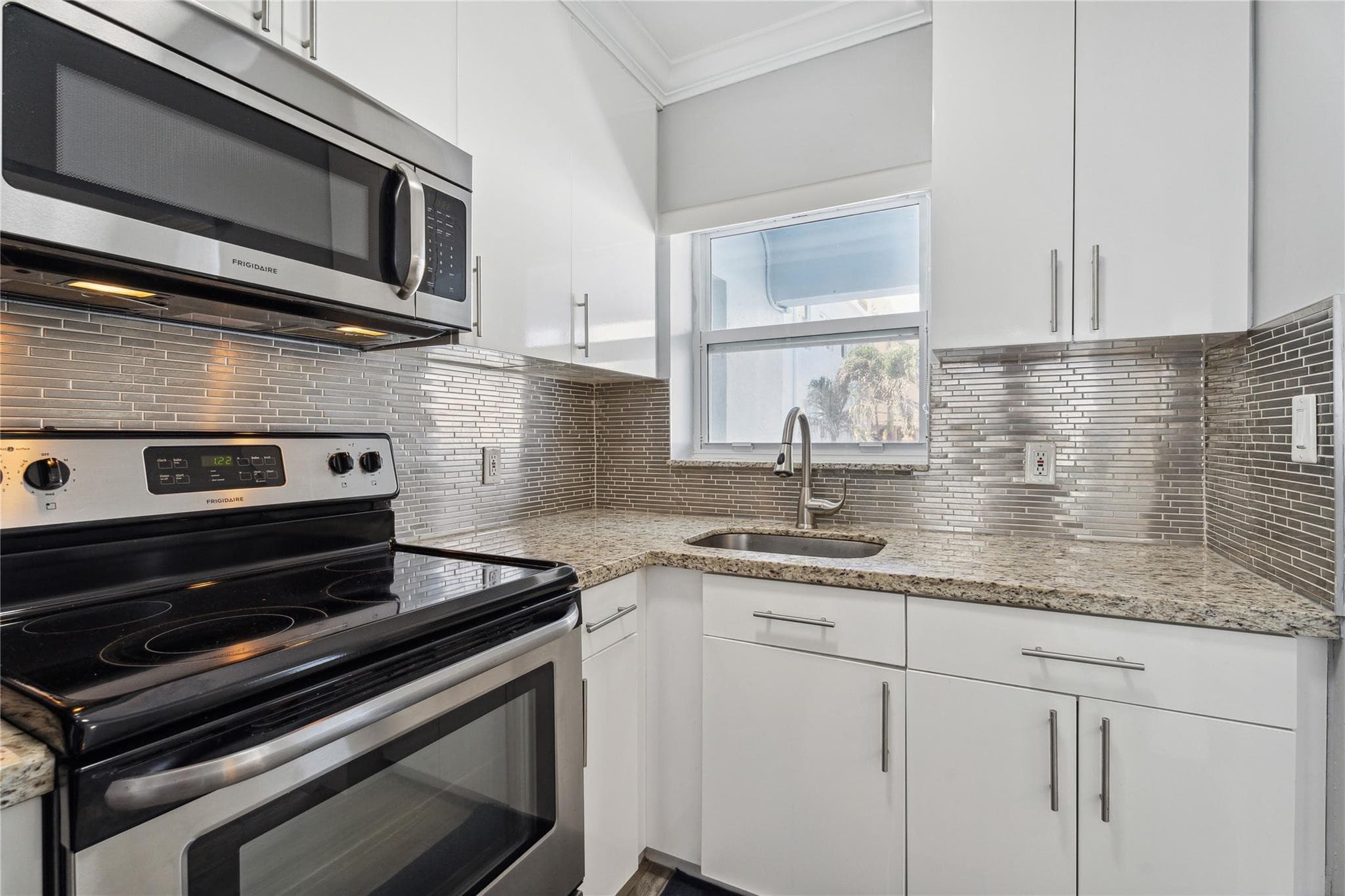 315 Van Buren Street 205b, Hollywood, FL 33019 — photo 8 of 17