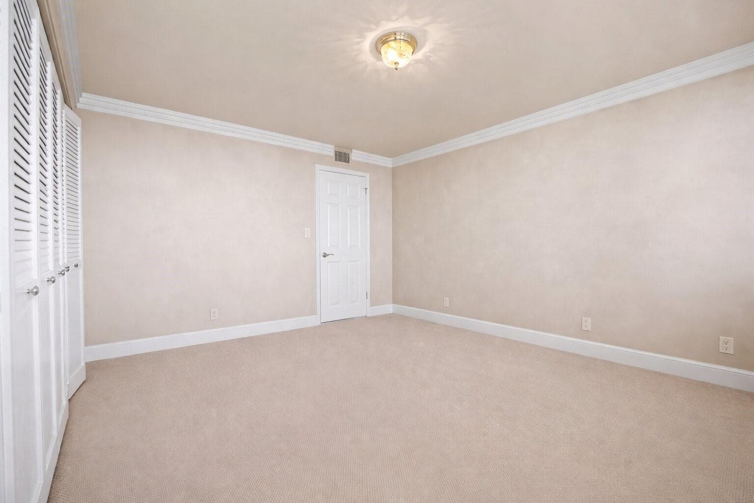 936 Intracoastal Drive 19F, Fort Lauderdale, FL 33304 — photo 42 of 52