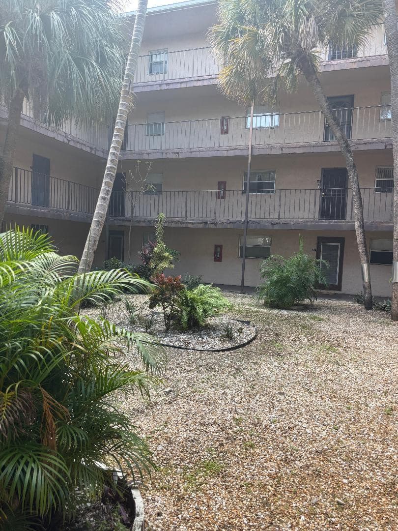 2840 Somerset Drive 206, Lauderdale Lakes, FL 33311 — photo 1 of 5