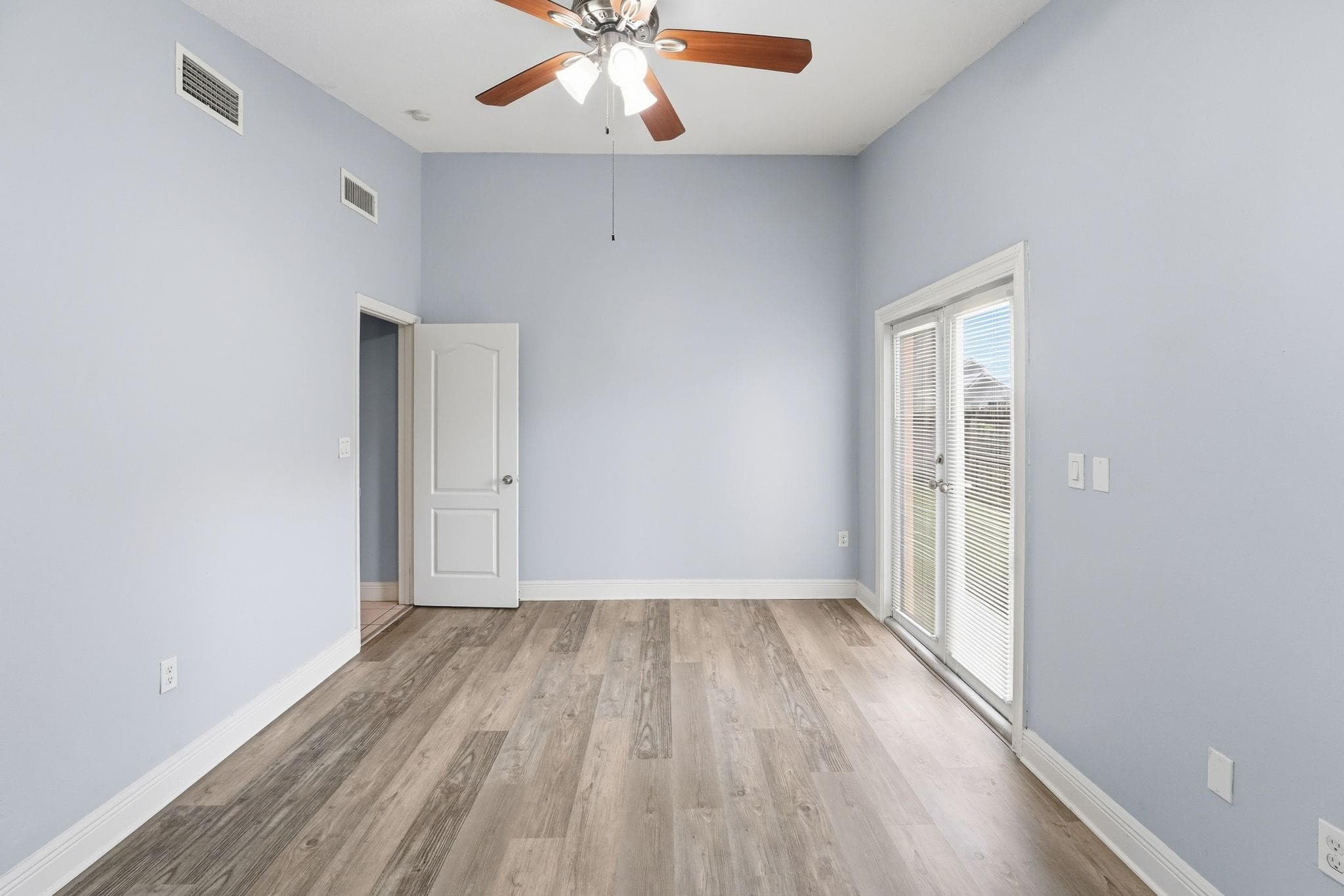 11242 SW 64th Lane, Miami, FL 33173 — photo 18 of 35
