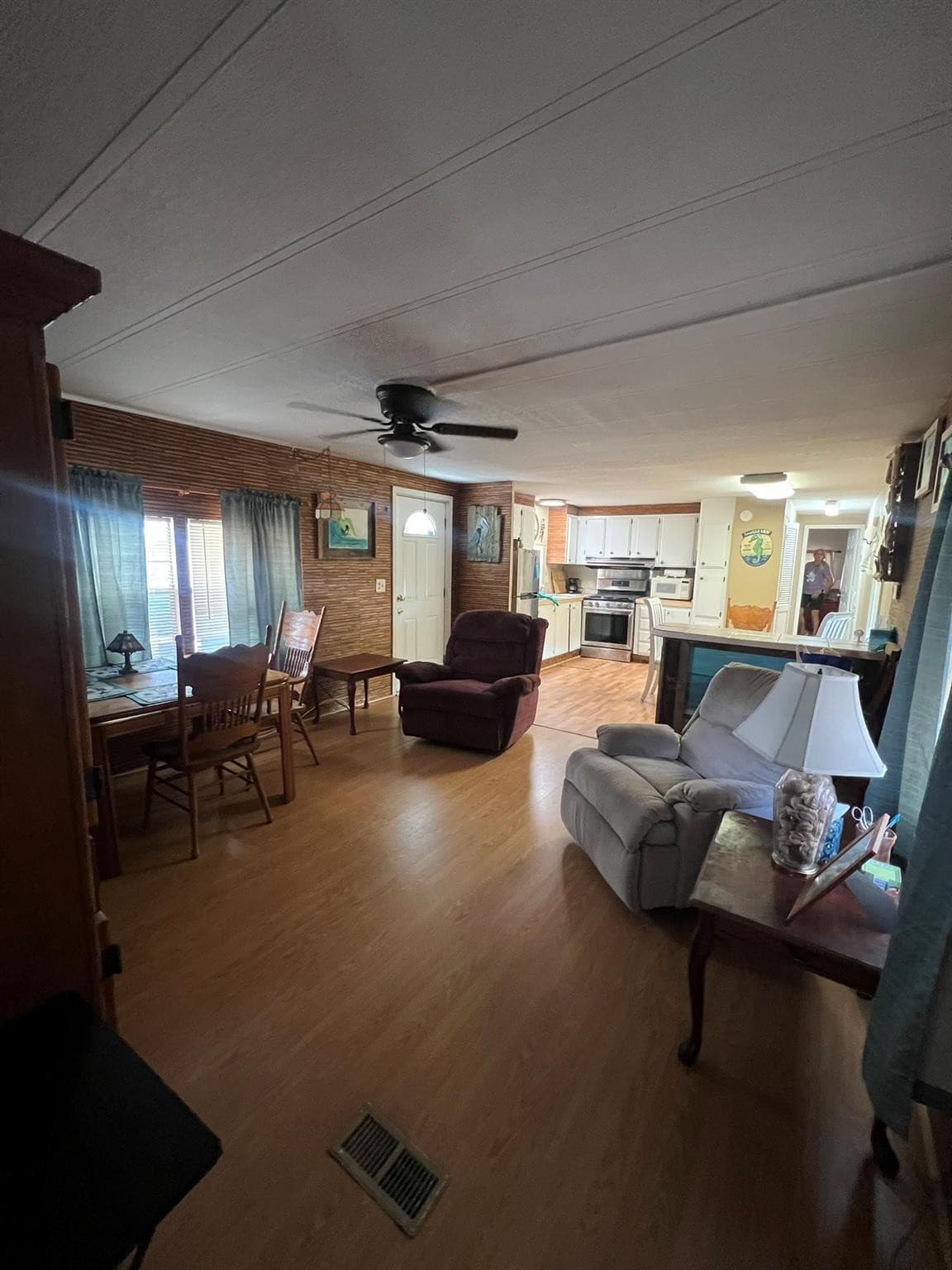 10885 SE Federal Highway 98, Hobe Sound, FL 33455 — photo 21 of 37