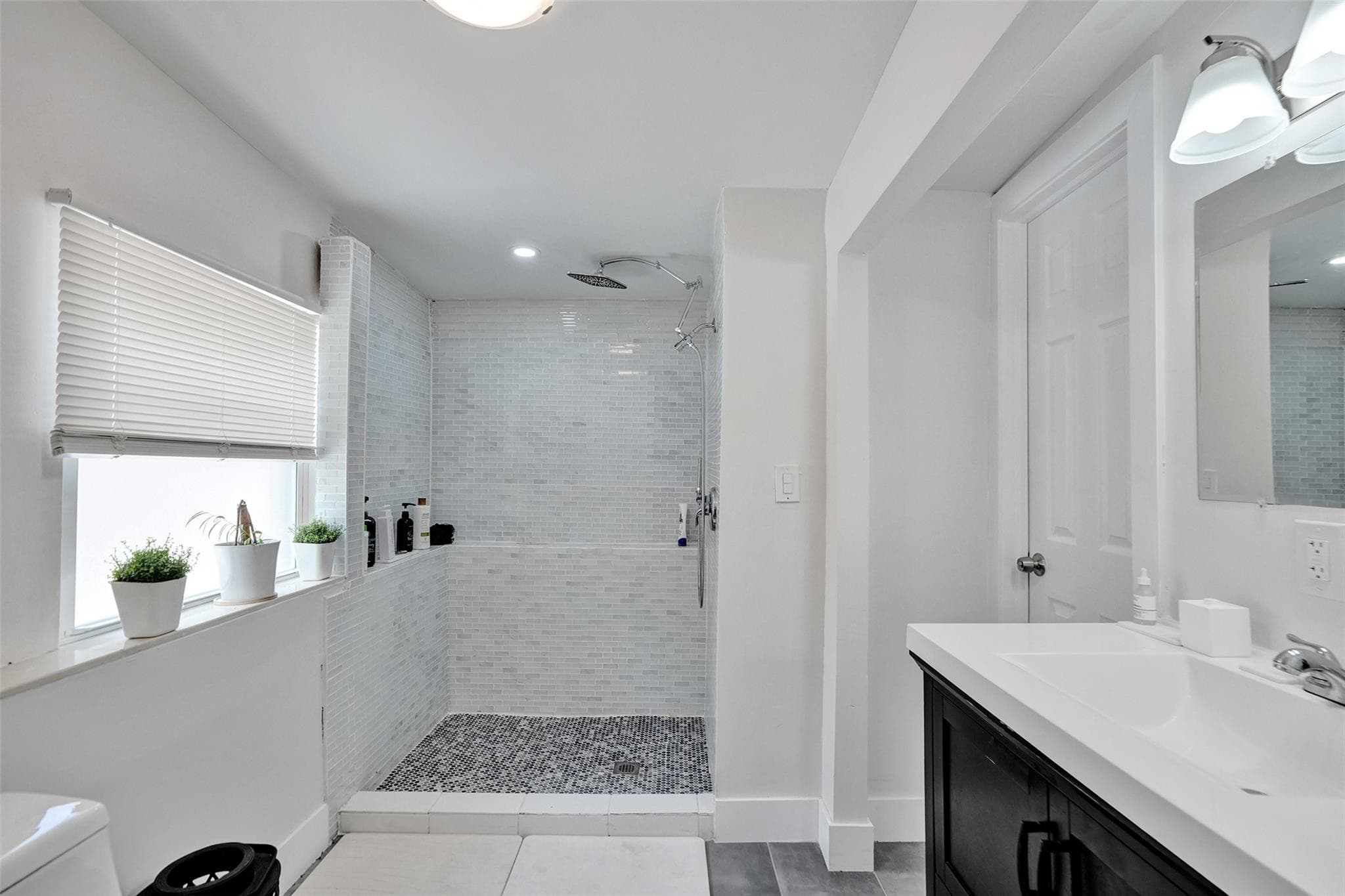 1201 N Andrews Avenue, Fort Lauderdale, FL 33311 — photo 15 of 48