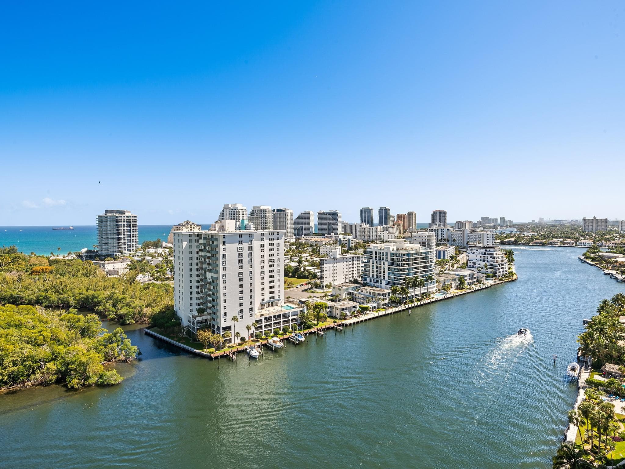 920 Intracoastal Drive Ph1, Fort Lauderdale, FL 33304 — photo 9 of 91