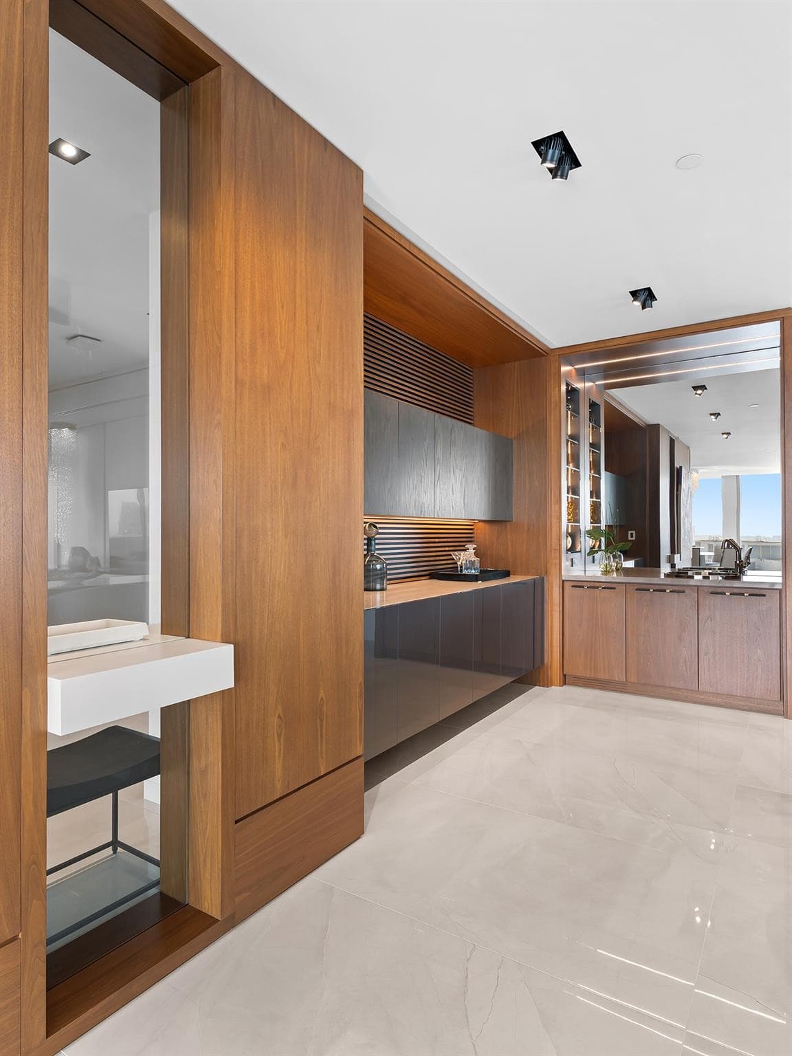 920 Intracoastal Drive Ph1, Fort Lauderdale, FL 33304 — photo 24 of 91