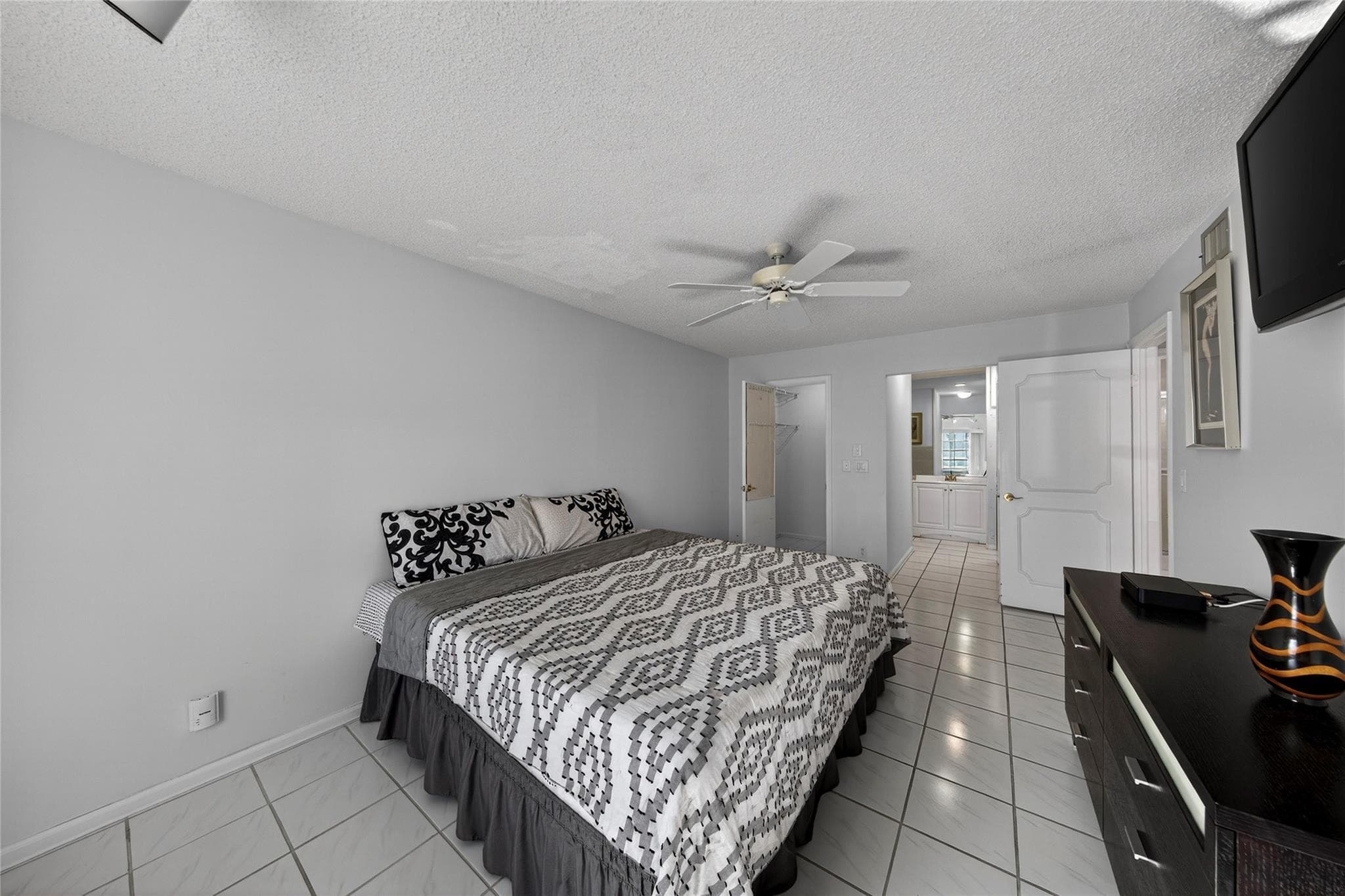 6253 Bay Club Drive 1, Fort Lauderdale, FL 33308 — photo 29 of 72