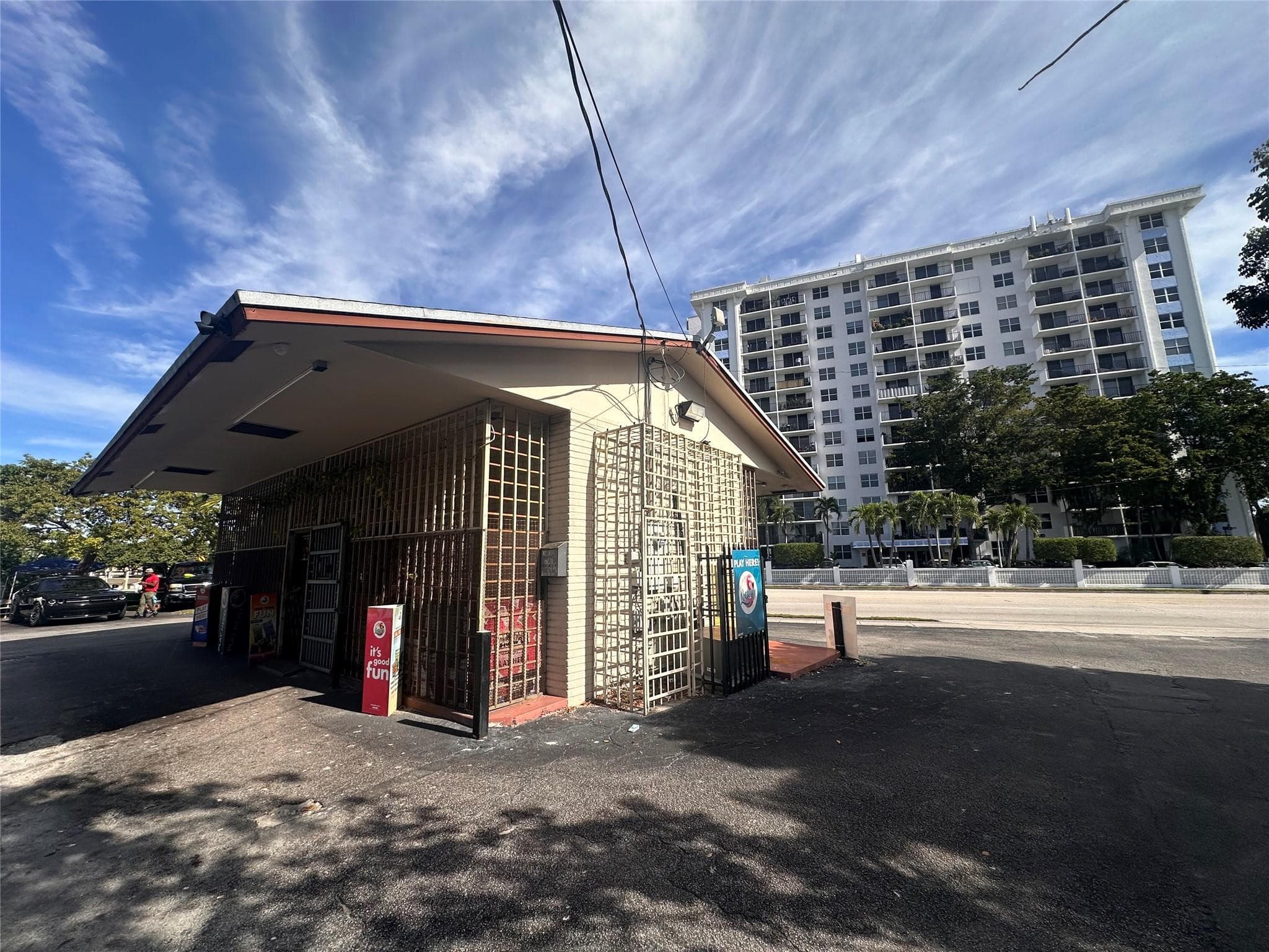 1790 N Andrews Square, Fort Lauderdale, FL 33311 — photo 1 of 12