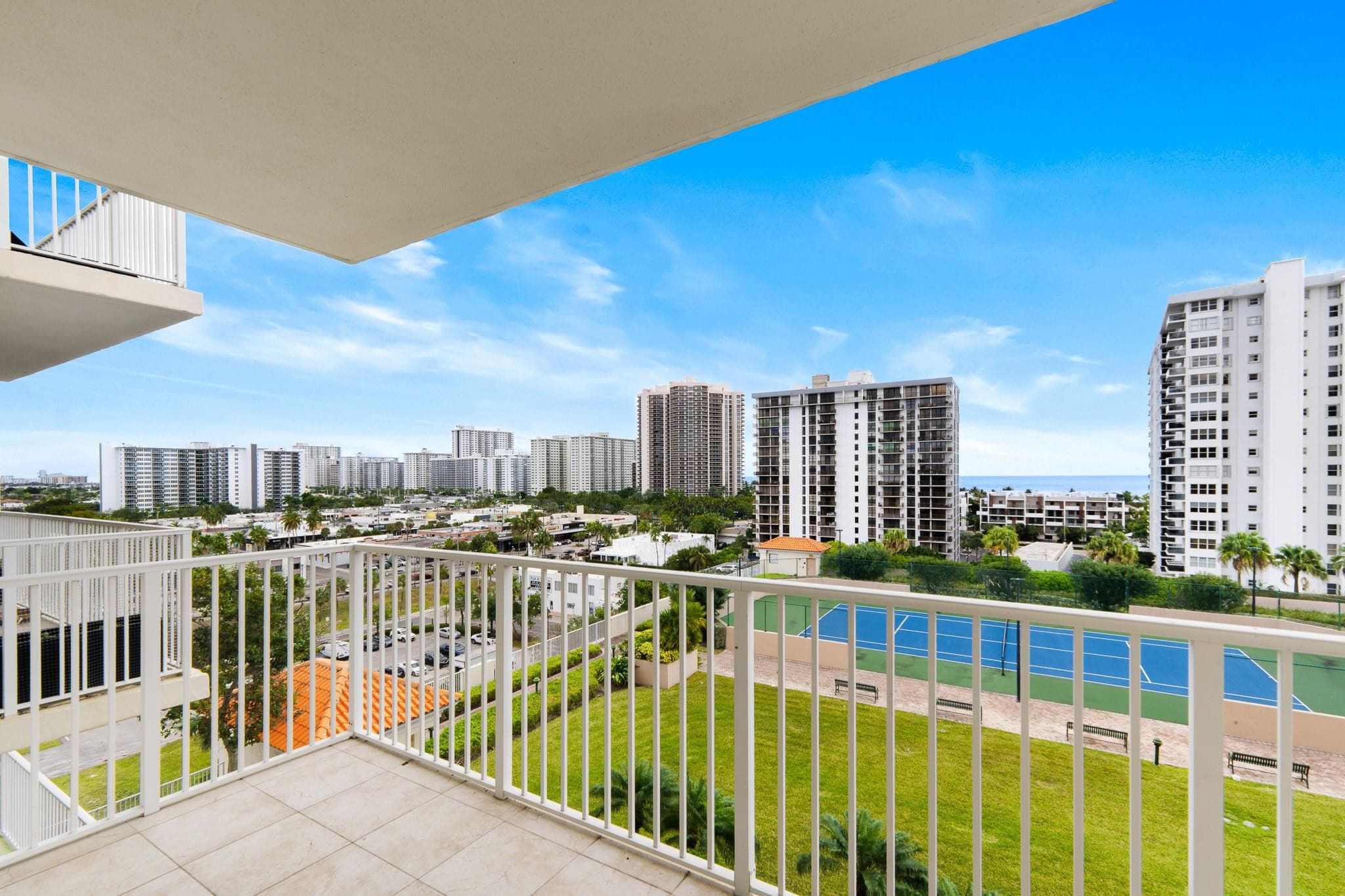 3020 NE 32nd Avenue 905, Fort Lauderdale, FL 33308 — photo 6 of 50