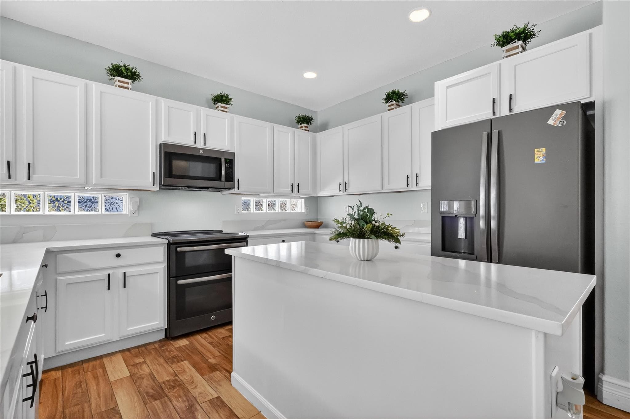 9139 Citrus Isle Lane, Lake Worth, FL 33467 — photo 10 of 32