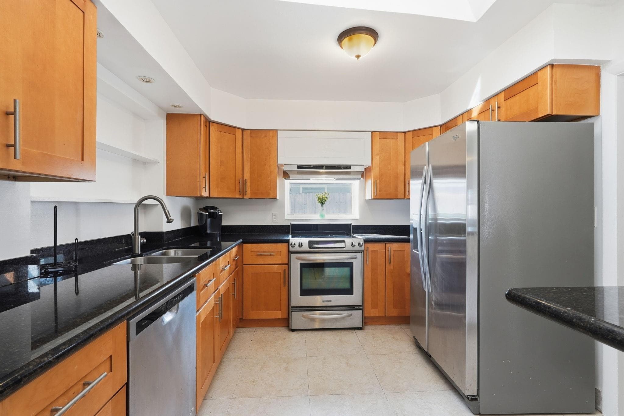 218 SE 3rd Terrace, Dania Beach, FL 33004 — photo 11 of 25