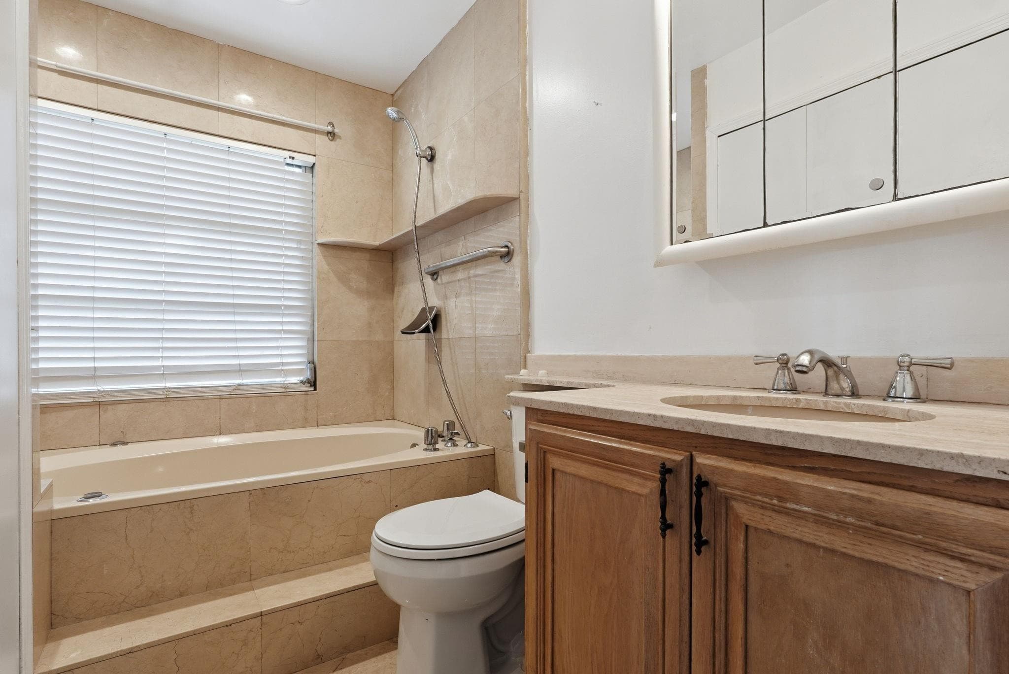 218 SE 3rd Terrace, Dania Beach, FL 33004 — photo 17 of 25