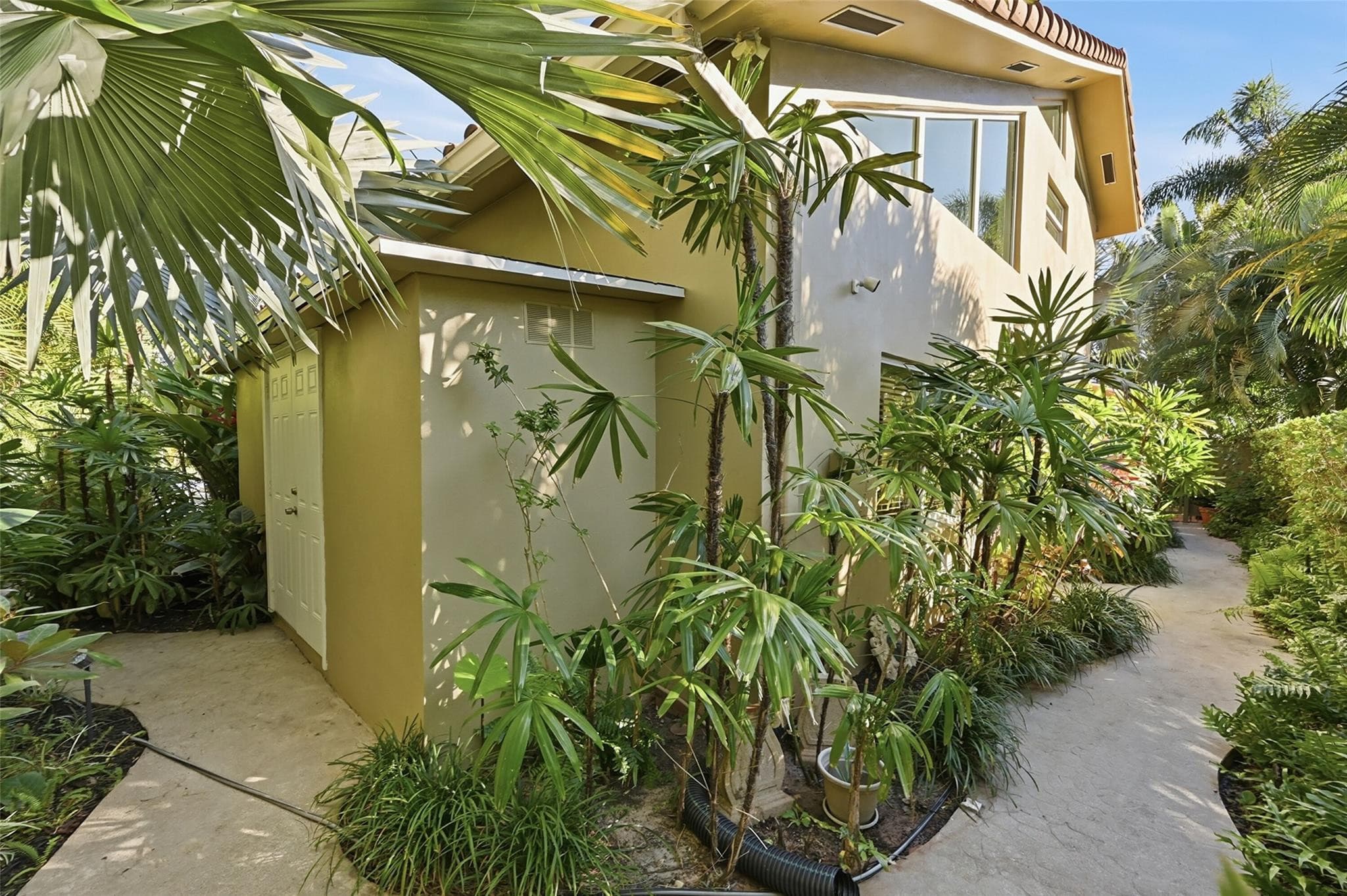 2525 NE 21st Court, Fort Lauderdale, FL 33305 — photo 57 of 62
