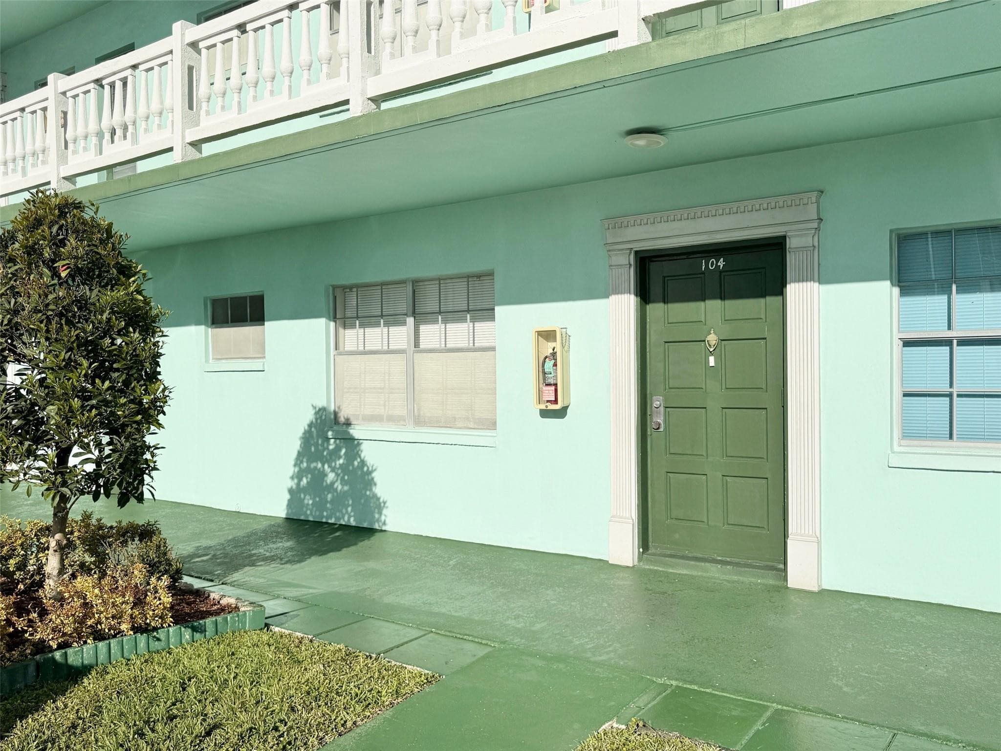 4401 NW 41st Street 104, Lauderdale Lakes, FL 33319 — photo 35 of 39