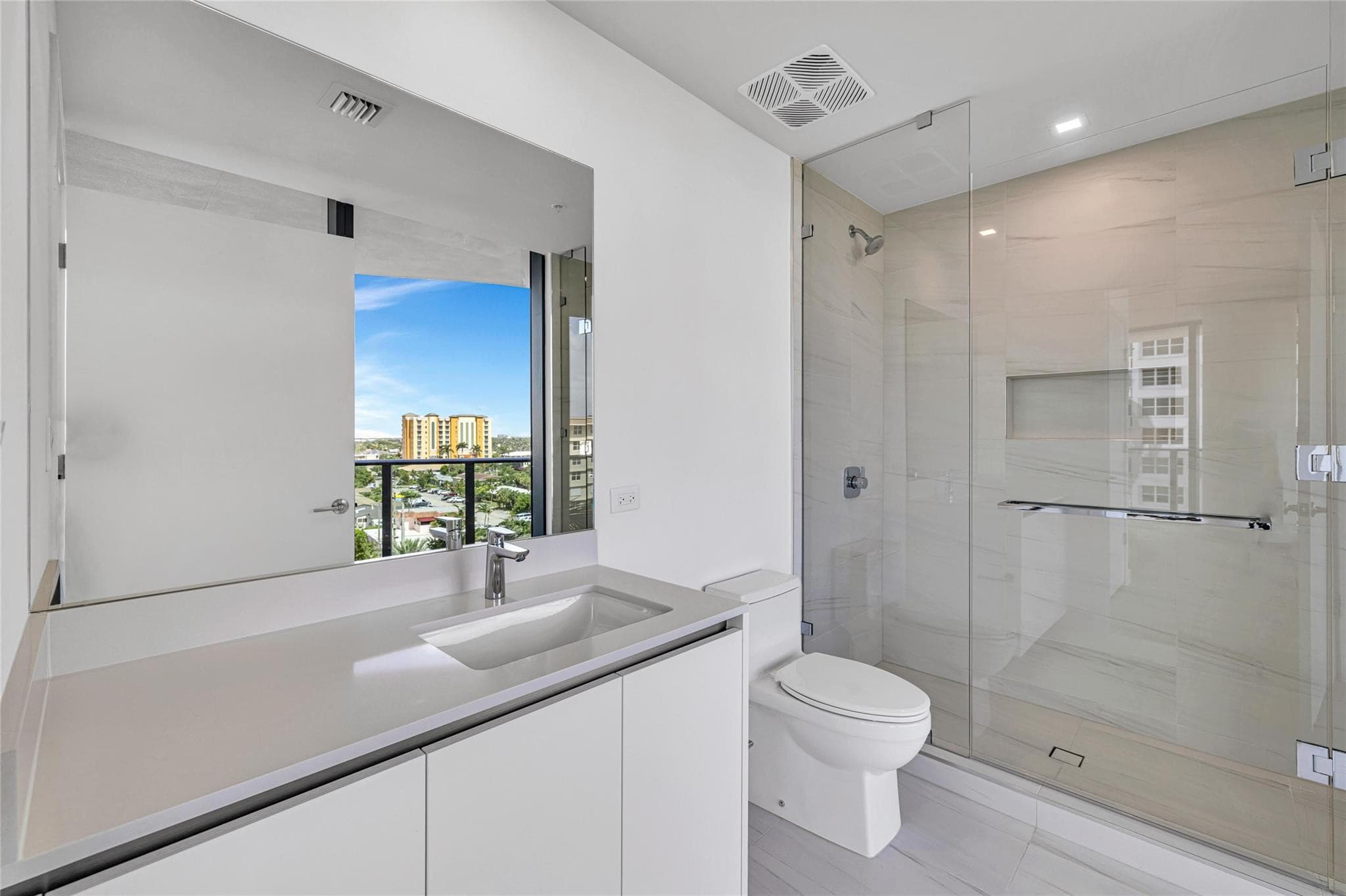 900 N Ocean Boulevard 606, Pompano Beach, FL 33062 — photo 33 of 62