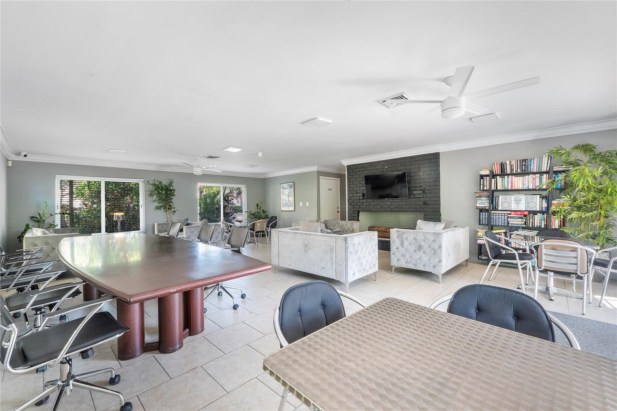 200 NE 19th Court 211m, Wilton Manors, FL 33305 — photo 27 of 34