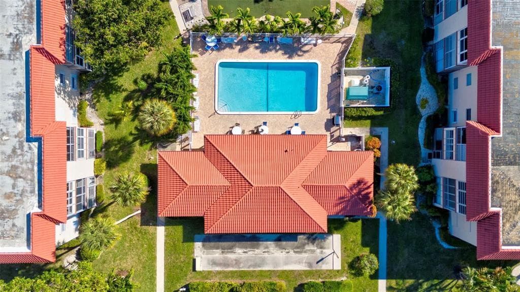 700 SE 6th Avenue 111, Deerfield Beach, FL 33441 — photo 33 of 38