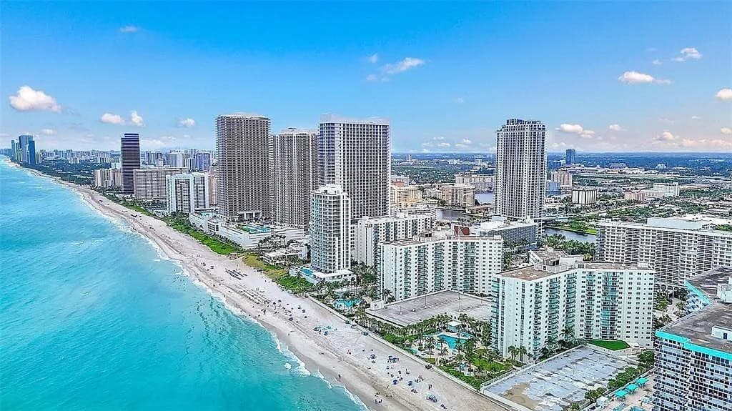 3901 S Ocean Drive 10d, Hollywood, FL 33019 — photo 1 of 29