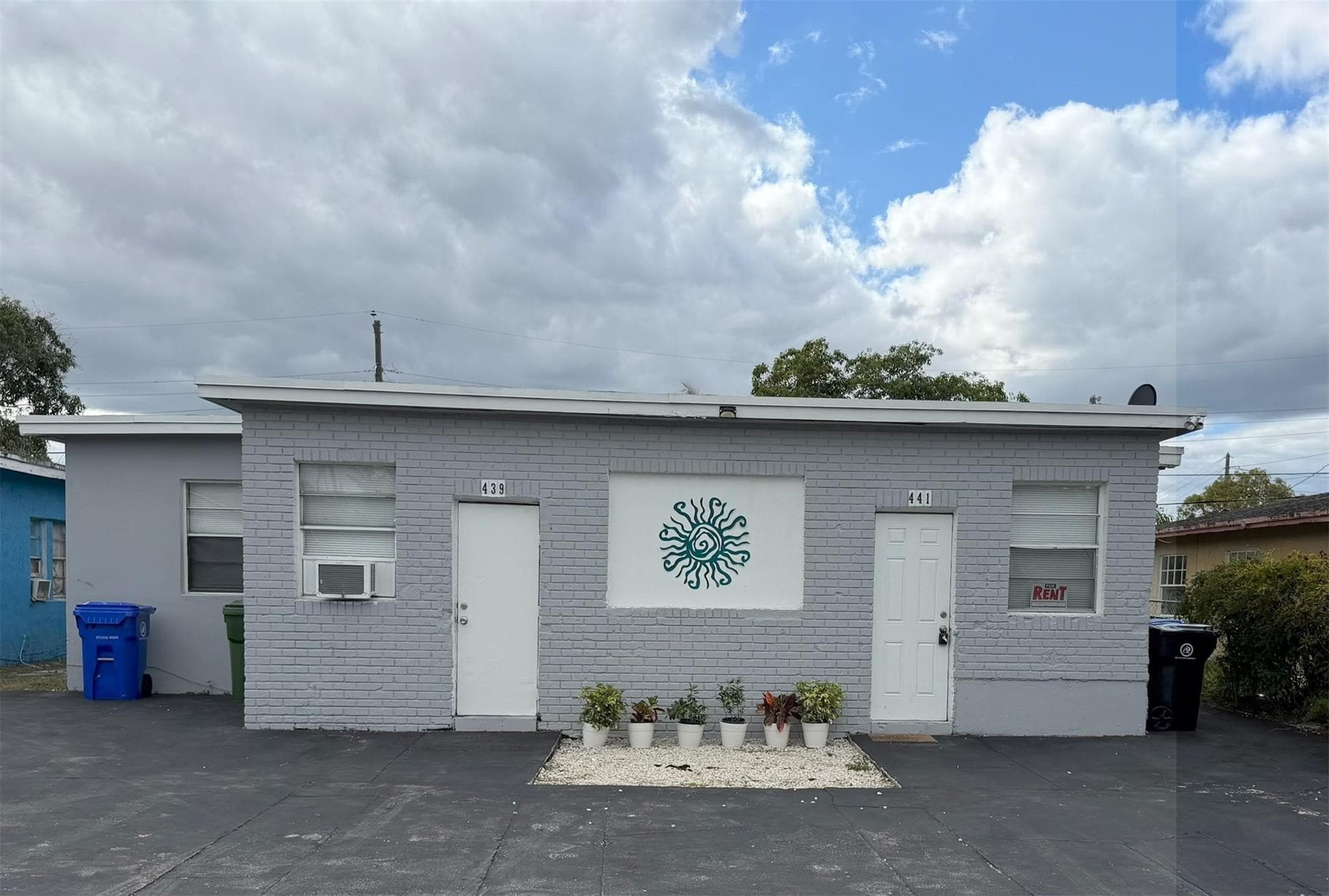 441 NW 18th Avenue, Fort Lauderdale, FL 33311 — photo 1 of 7
