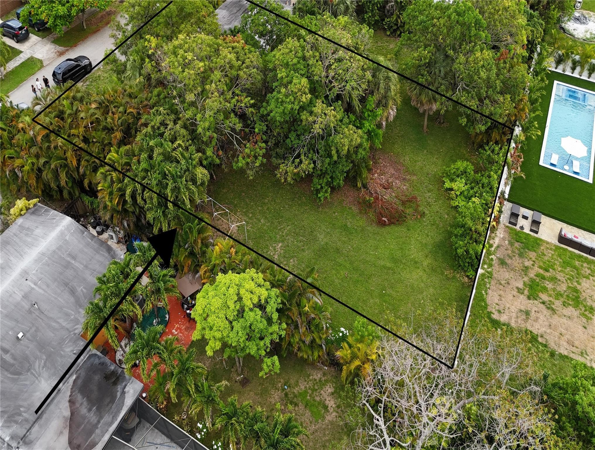 524 SW 5 Avenue, Hallandale Beach, FL 33009 — photo 2 of 4