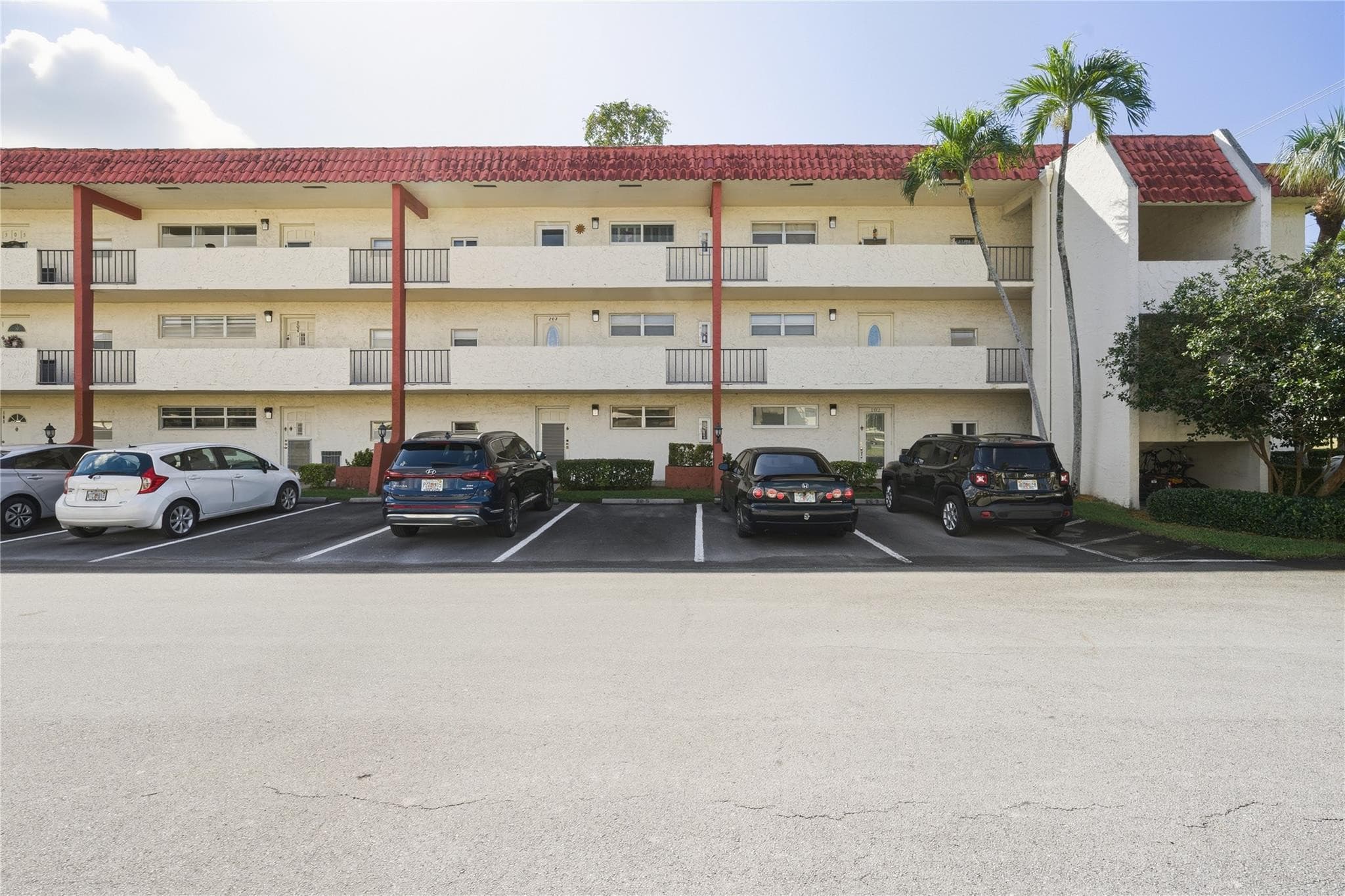 691 S Hollybrook Drive 304, Pembroke Pines, FL 33025 — photo 24 of 60