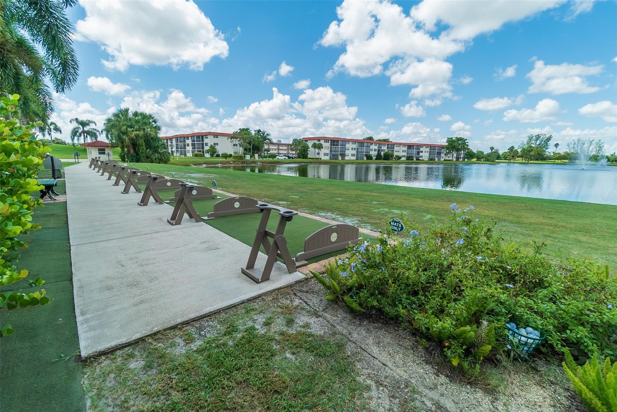 691 S Hollybrook Drive 304, Pembroke Pines, FL 33025 — photo 34 of 60