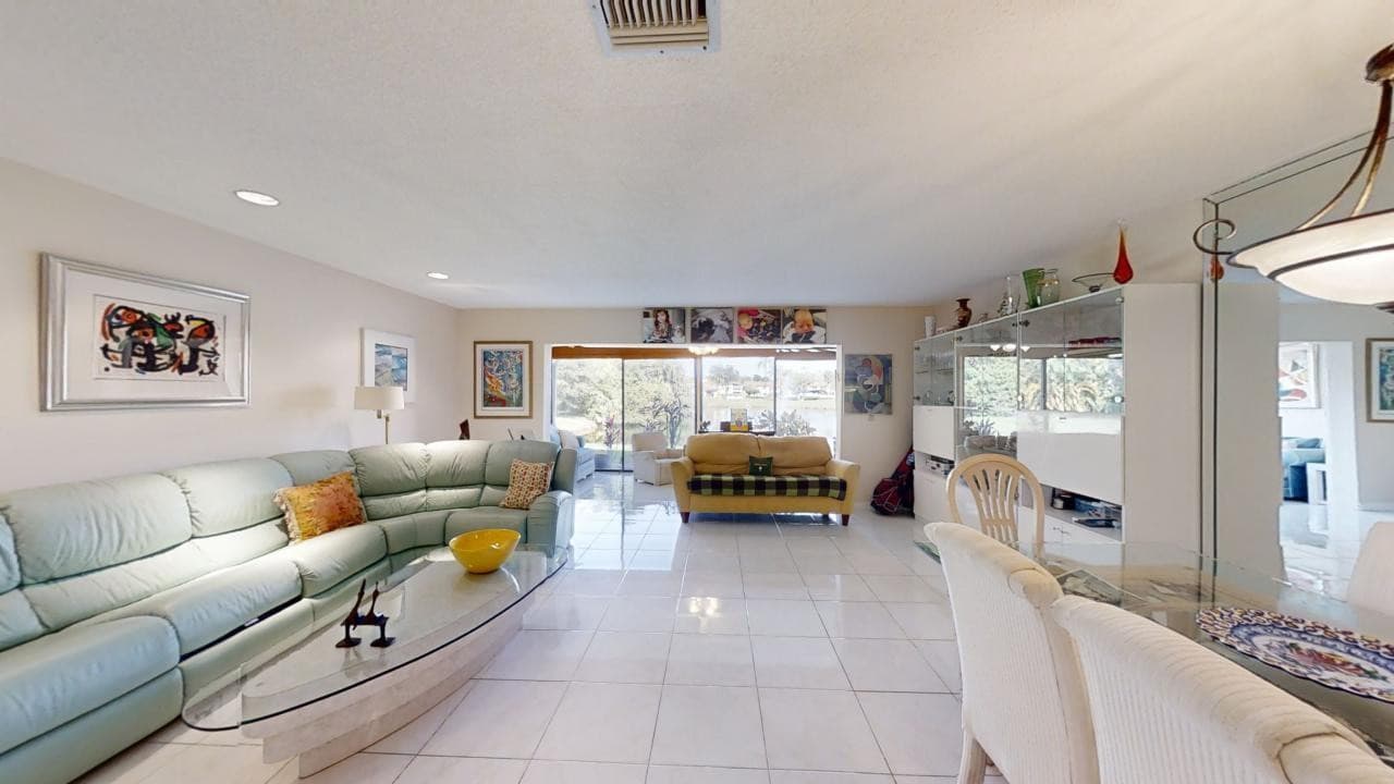 8460 Casa Del Lago E, Boca Raton, FL 33433 — photo 10 of 37