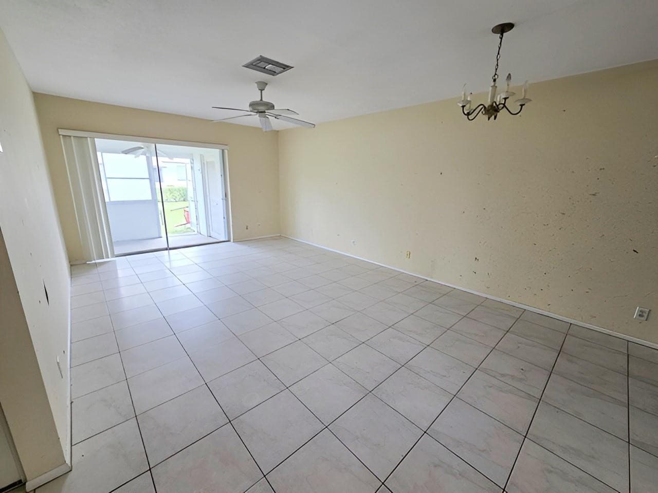 2950 E Crosley Drive I, West Palm Beach, FL 33415 — photo 3 of 28