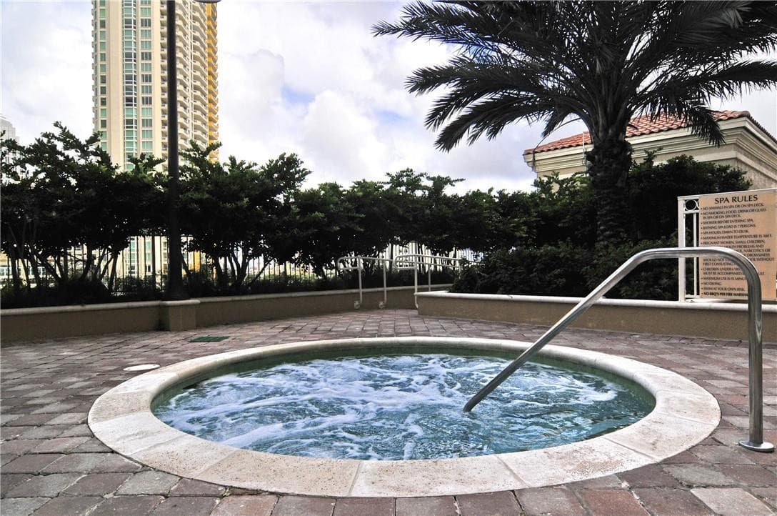 511 SE 5th Avenue 1217, Fort Lauderdale, FL 33301 — photo 39 of 50