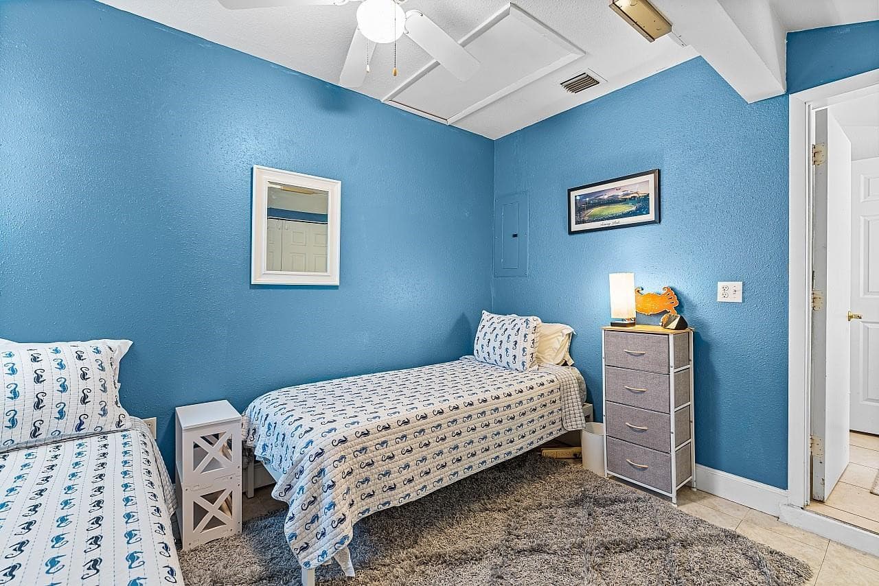 1085 24th Place, Vero Beach, FL 32962 — photo 20 of 31