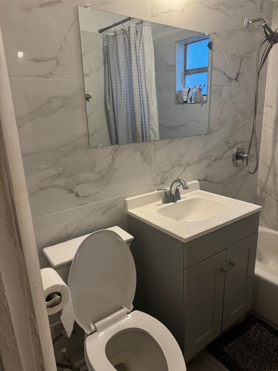 958 W 4th Street, Riviera Beach, FL 33404 — photo 15 of 16
