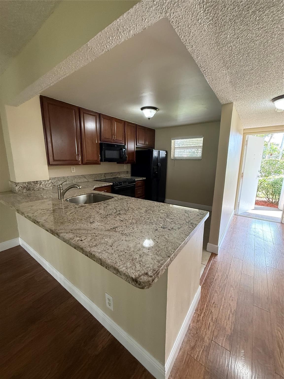 1200 NW 87th Avenue 114, Coral Springs, FL 33071 — photo 4 of 39