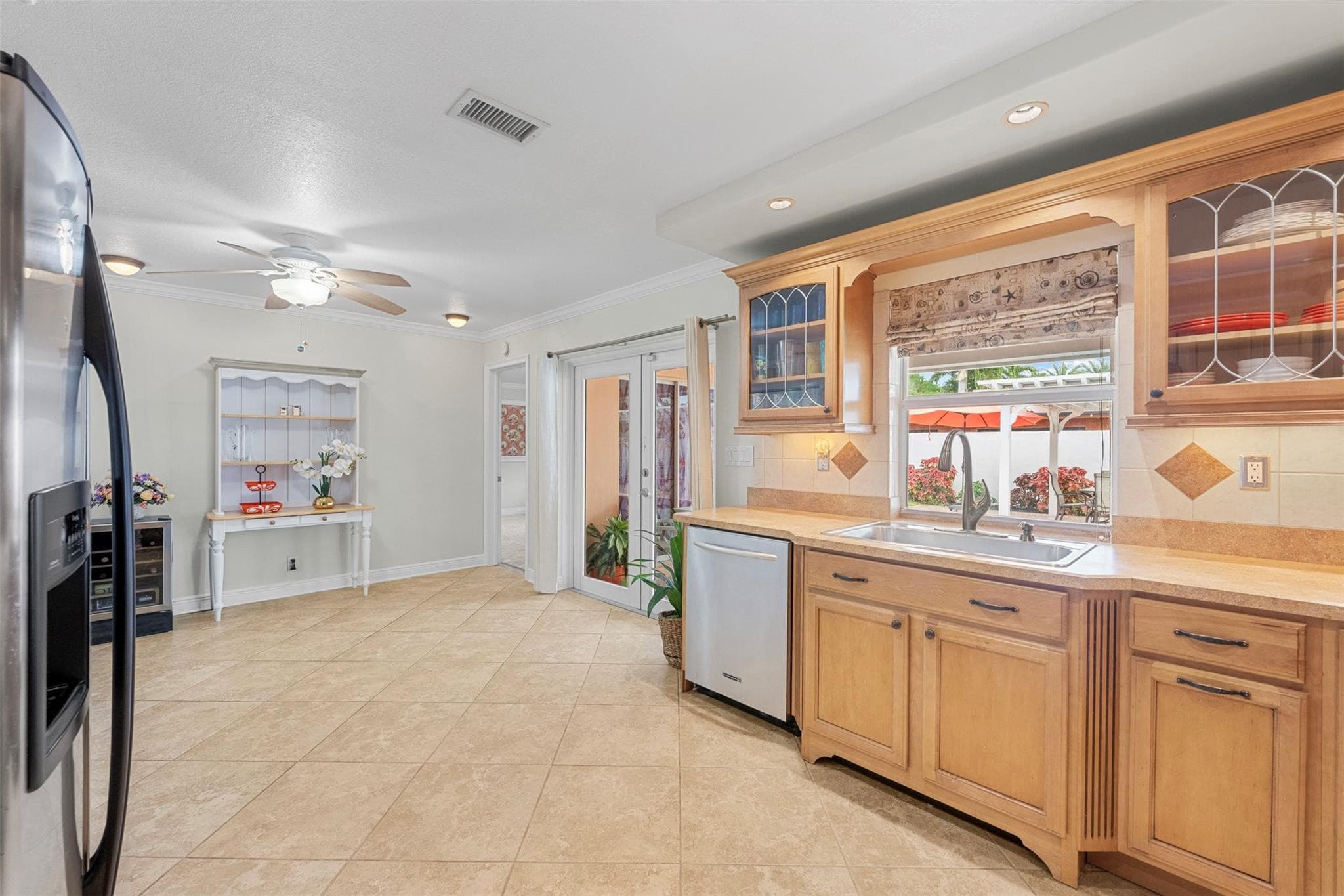 5284 NE 18th Terrace, Fort Lauderdale, FL 33308 — photo 17 of 57