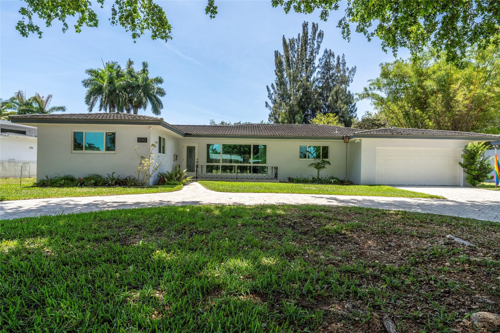 3140 Calle Largo Drive, Hollywood, FL 33021 — photo 1 of 46