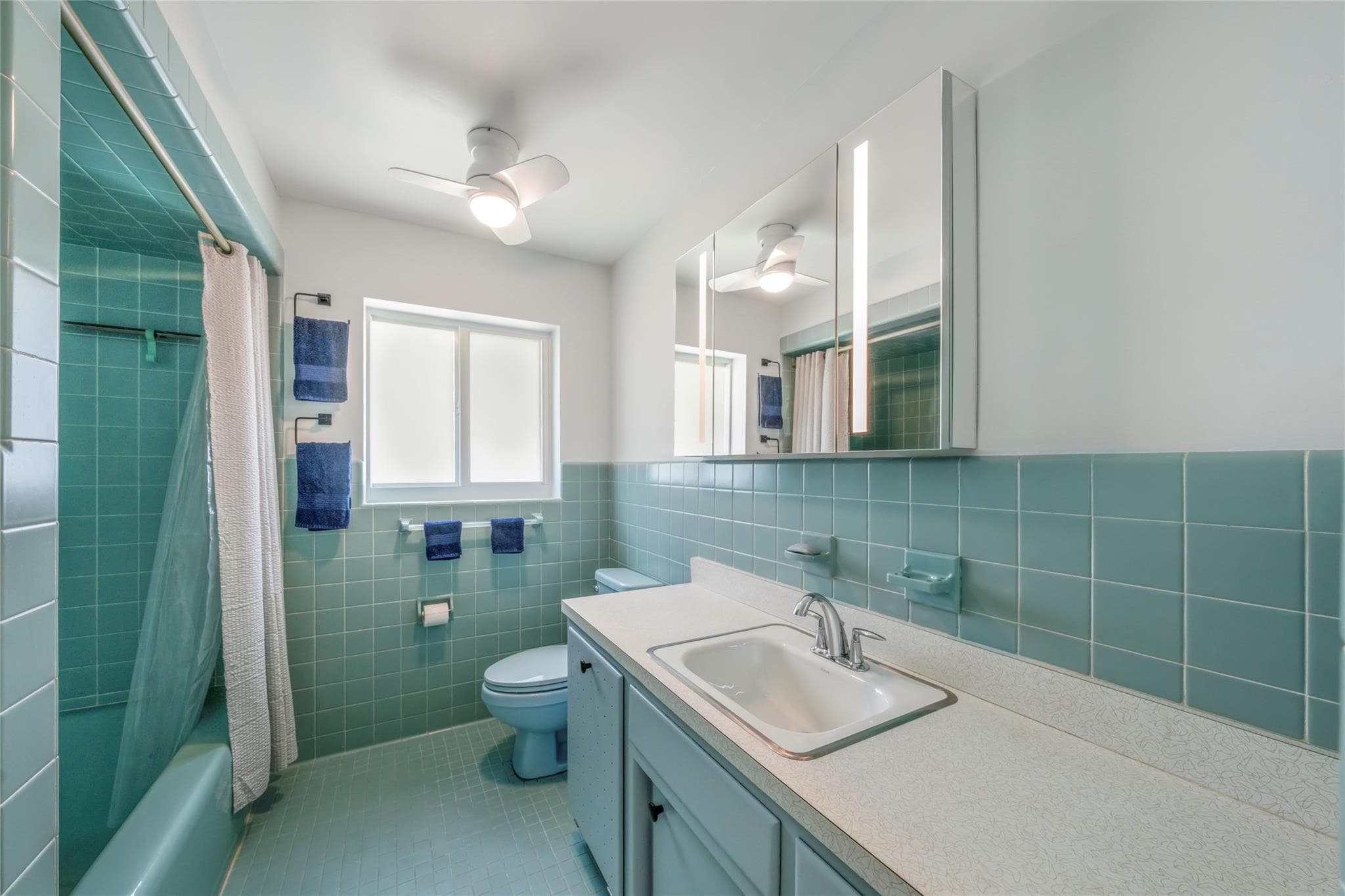 3140 Calle Largo Drive, Hollywood, FL 33021 — photo 36 of 46