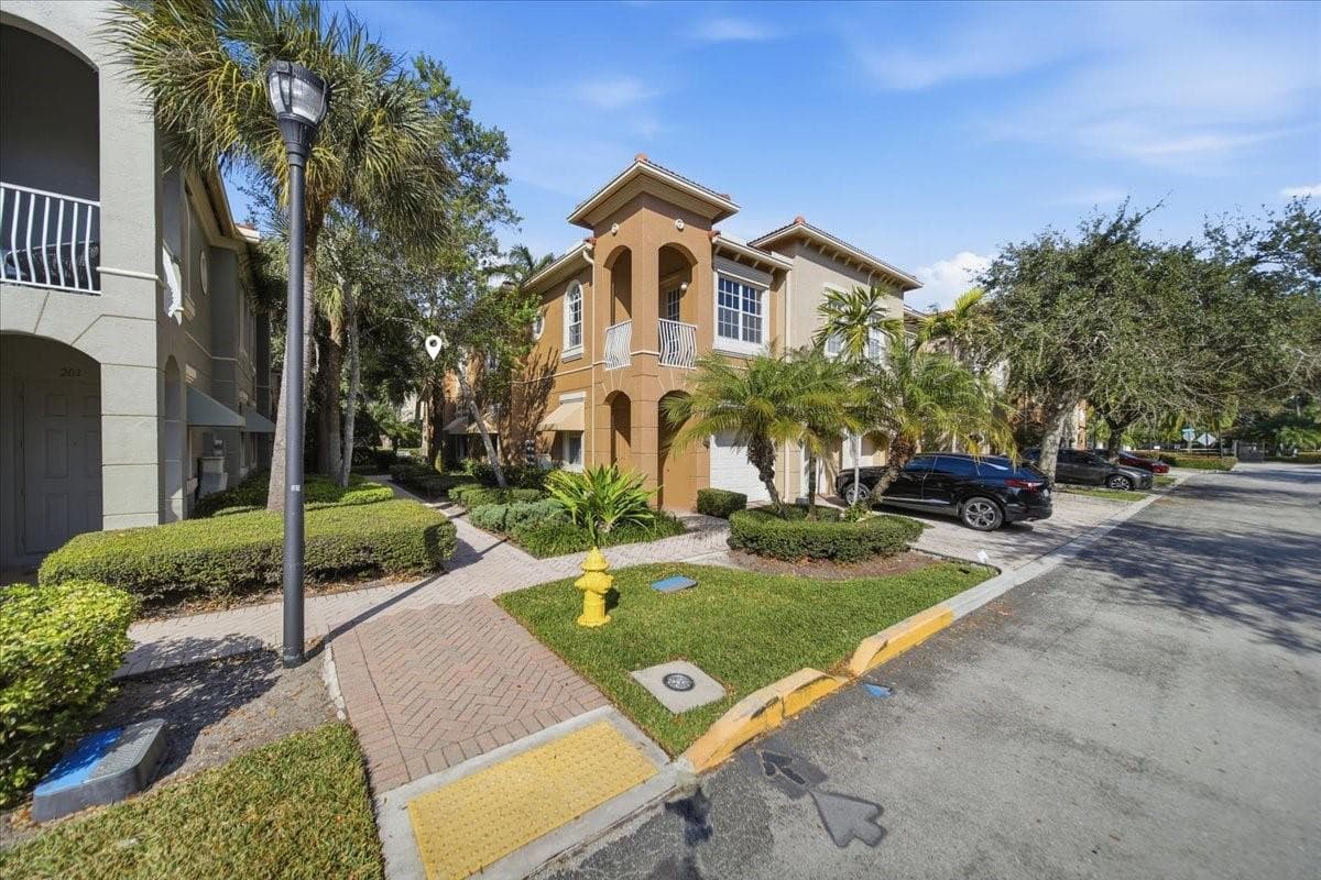 4851 Bonsai Circle 215, Palm Beach Gardens, FL 33418 — photo 5 of 42