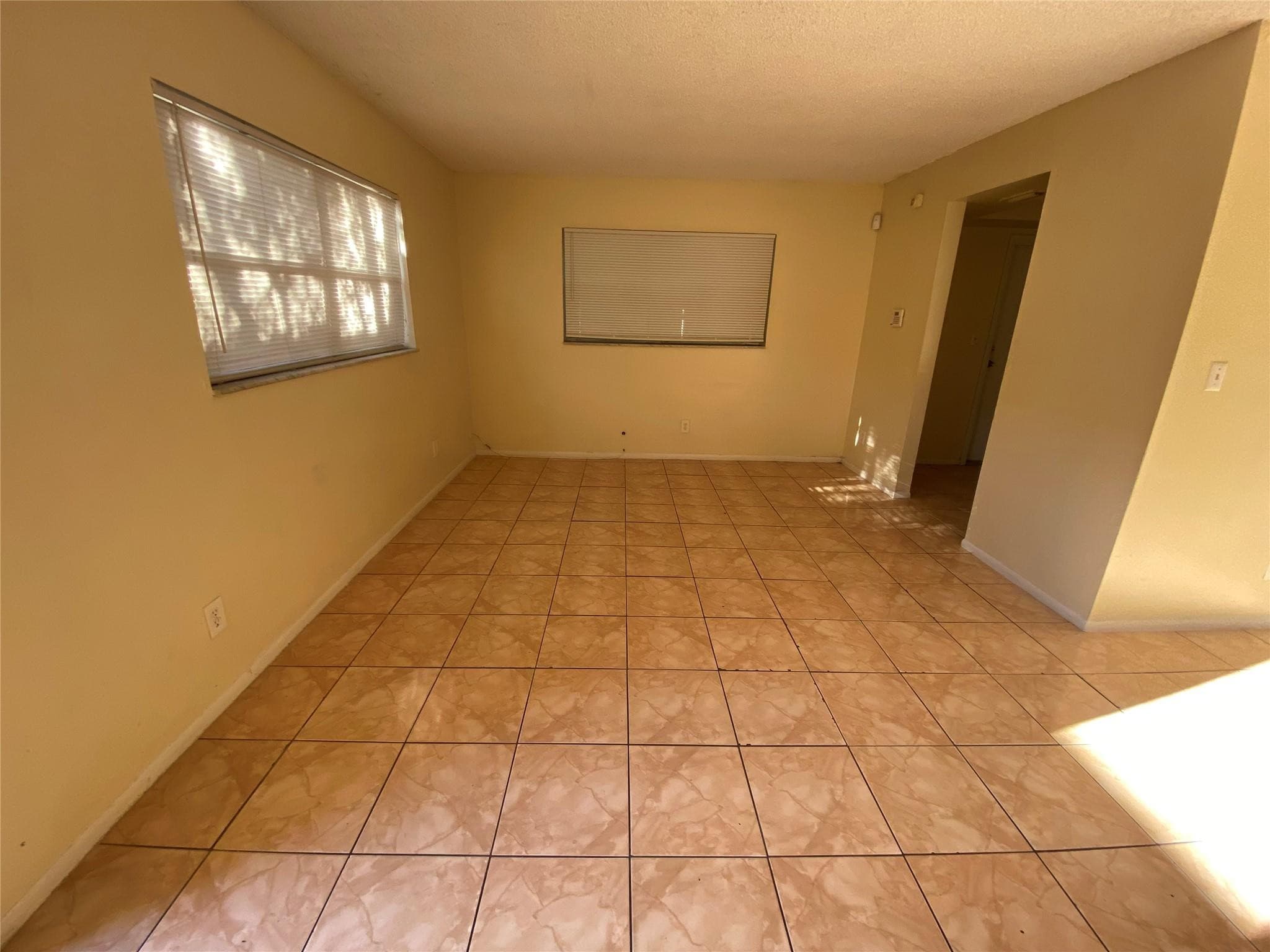 7625 SW 10th Street, North Lauderdale, FL 33068 — photo 5 of 20