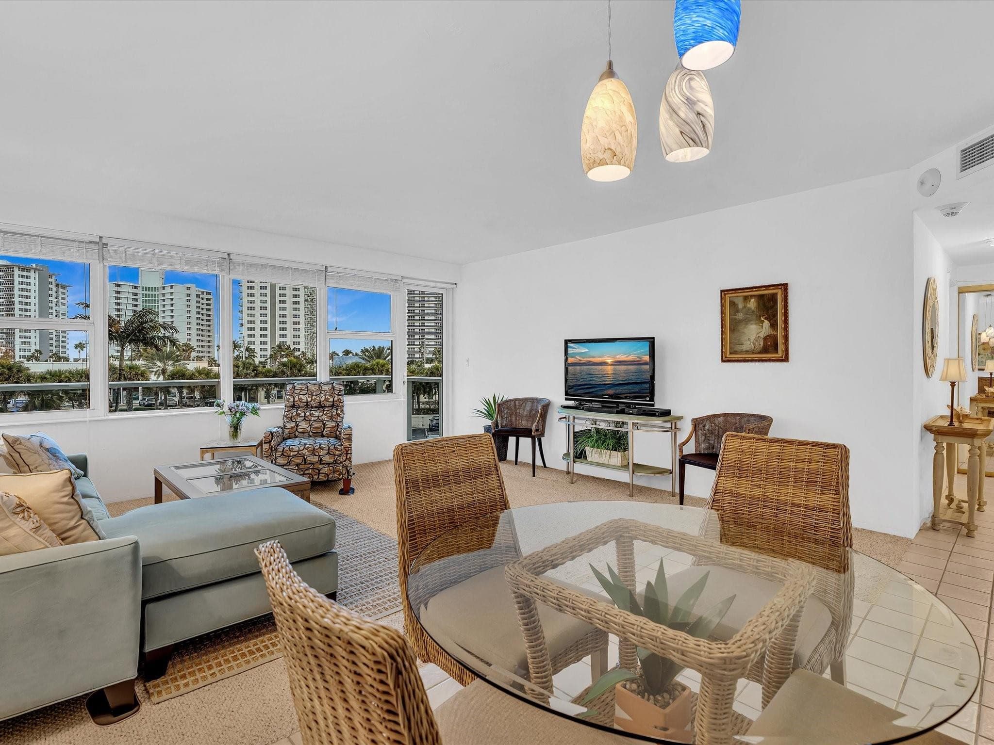 3300 NE 36th Street 312a, Fort Lauderdale, FL 33308 — photo 1 of 40