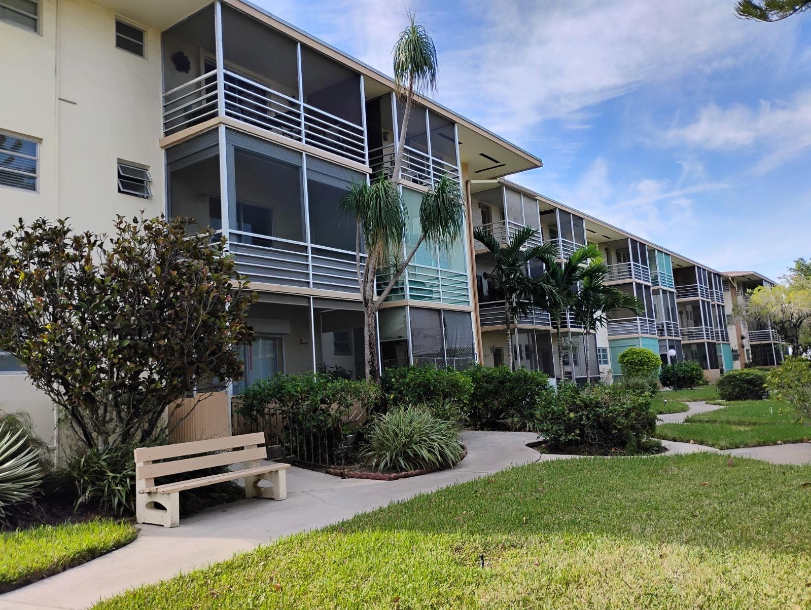 17090 NE 14th Avenue 211, North Miami Beach, FL 33162 — photo 8 of 24