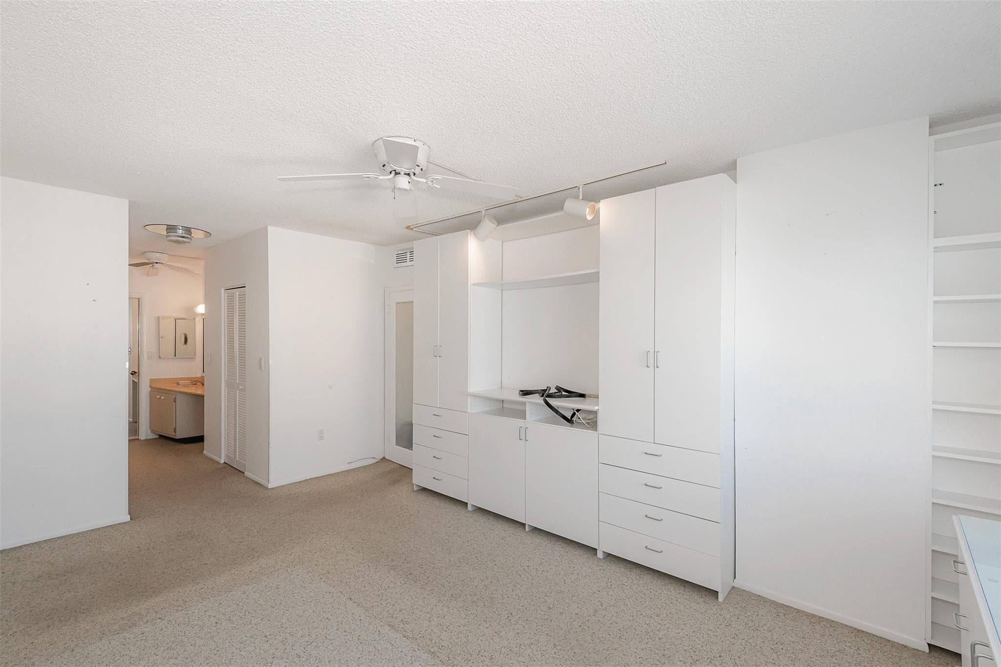 1950 S Ocean Drive 19f, Hallandale Beach, FL 33009 — photo 21 of 30