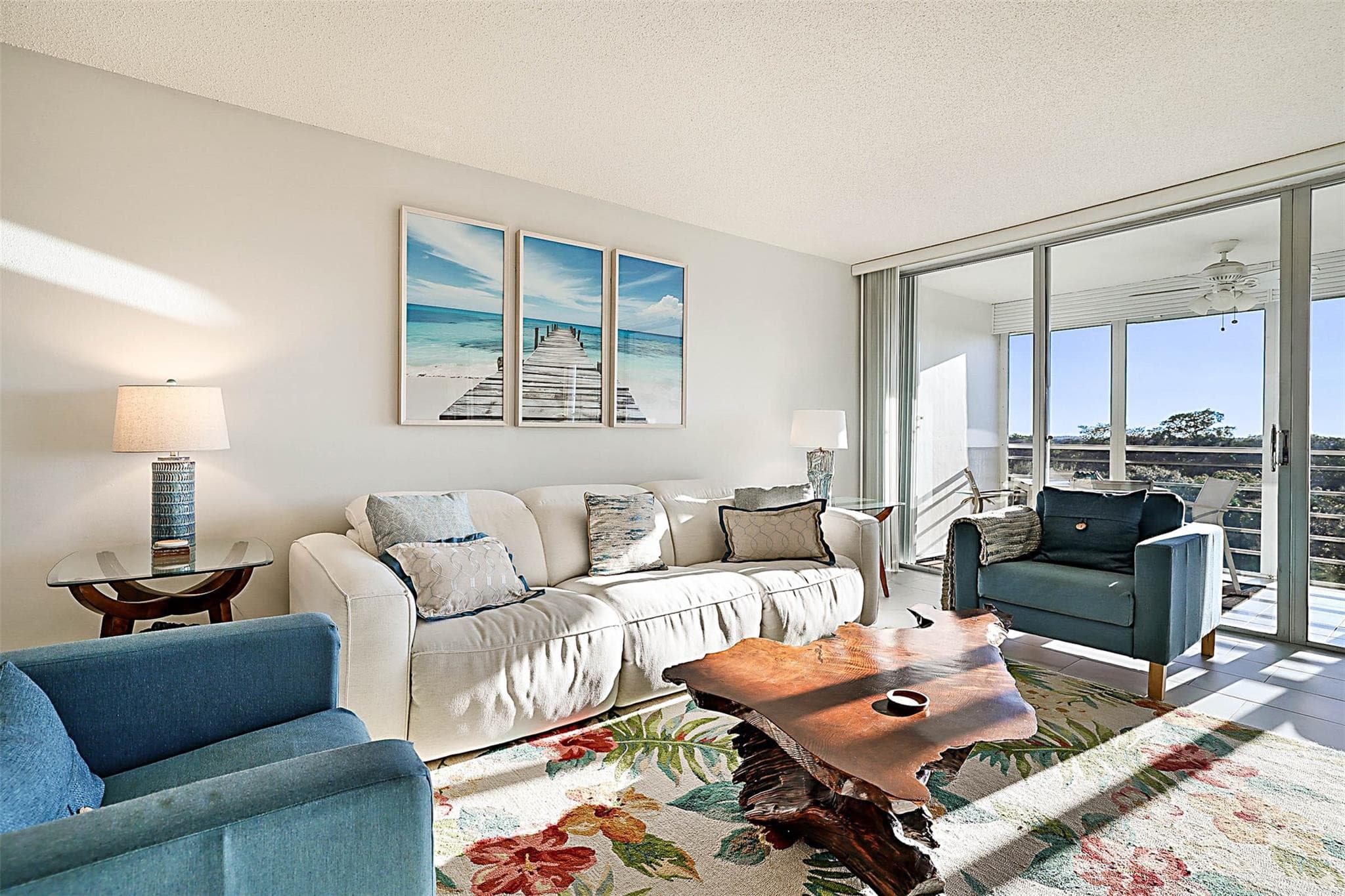 575 Oaks Lane 703, Pompano Beach, FL 33069 — photo 1 of 44