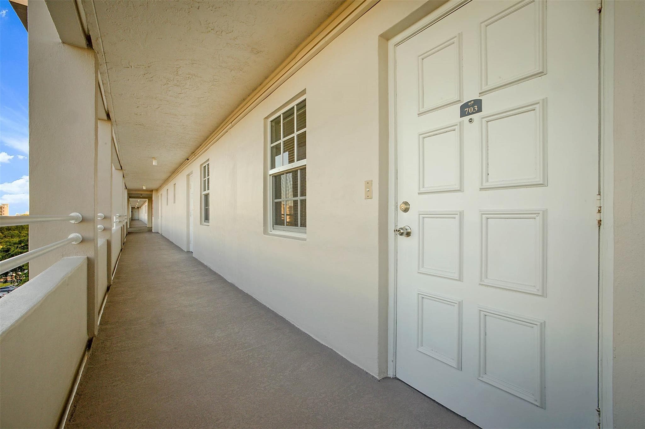 575 Oaks Lane 703, Pompano Beach, FL 33069 — photo 32 of 44