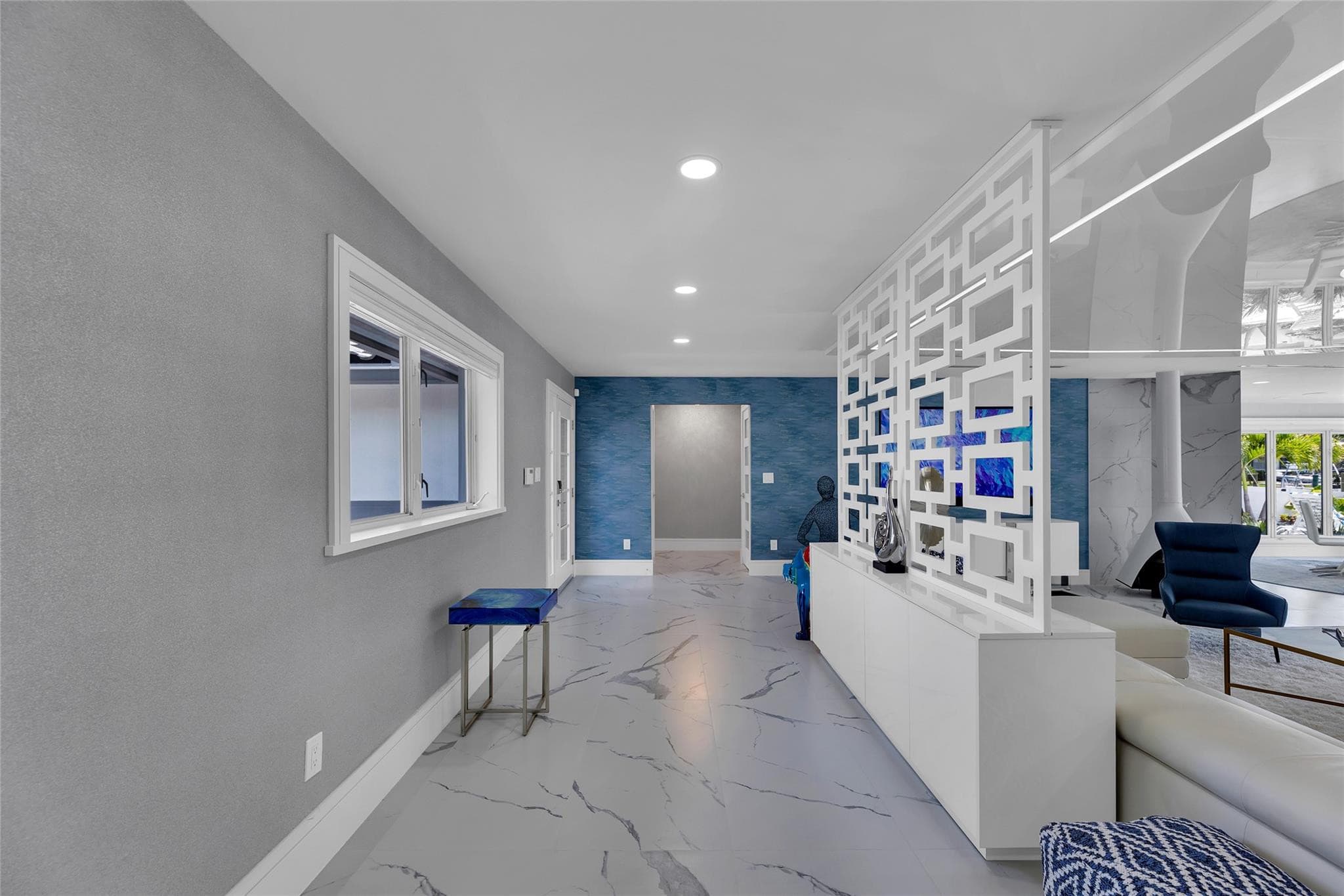 2720 NE 7th Street, Pompano Beach, FL 33062 — photo 4 of 100