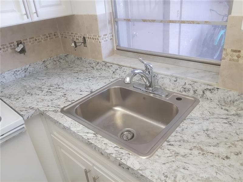 4143 N Ocean Boulevard 102, Fort Lauderdale, FL 33308 — photo 14 of 22