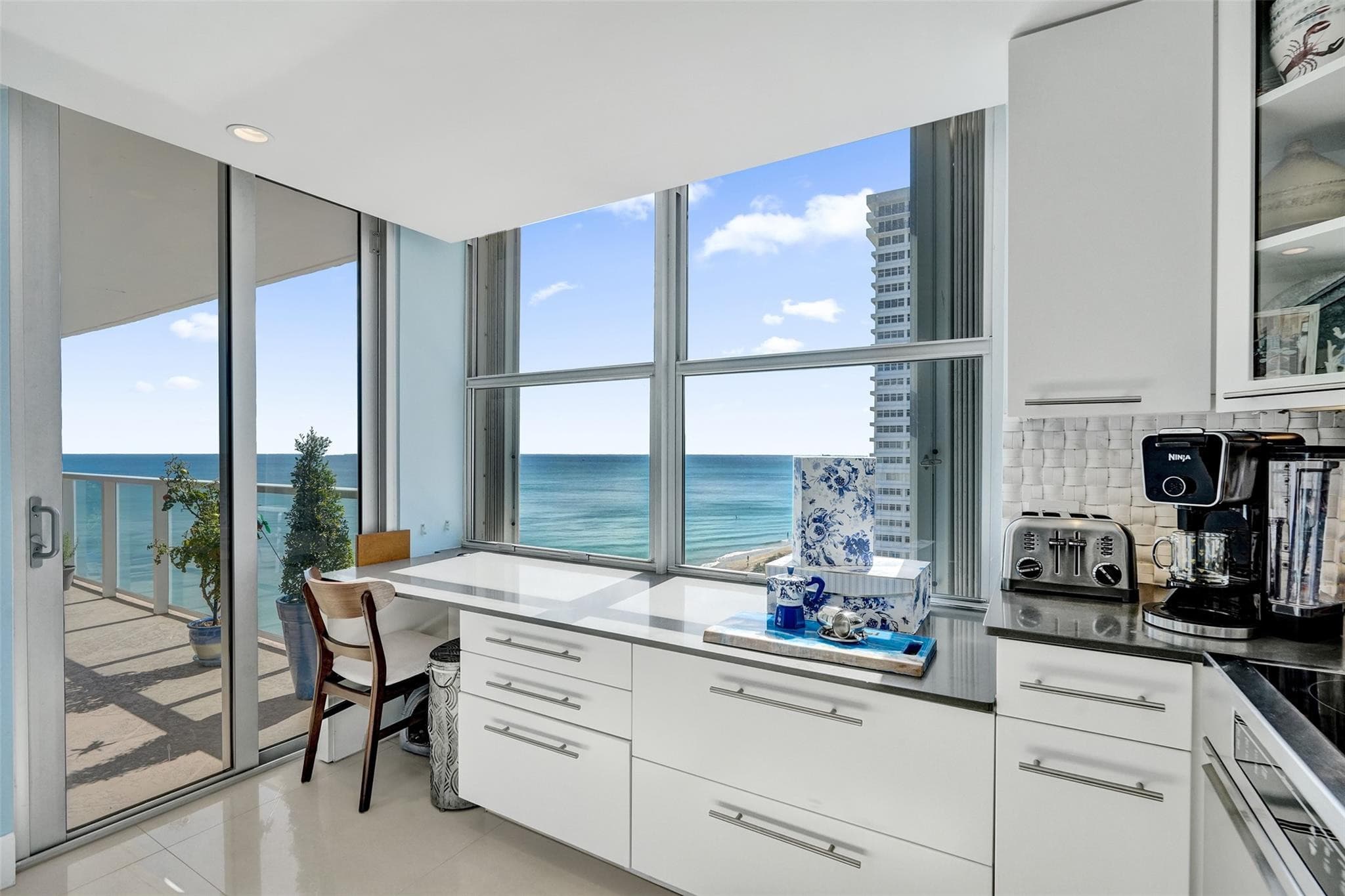 4300 N Ocean Boulevard 10m, Fort Lauderdale, FL 33308 — photo 12 of 47